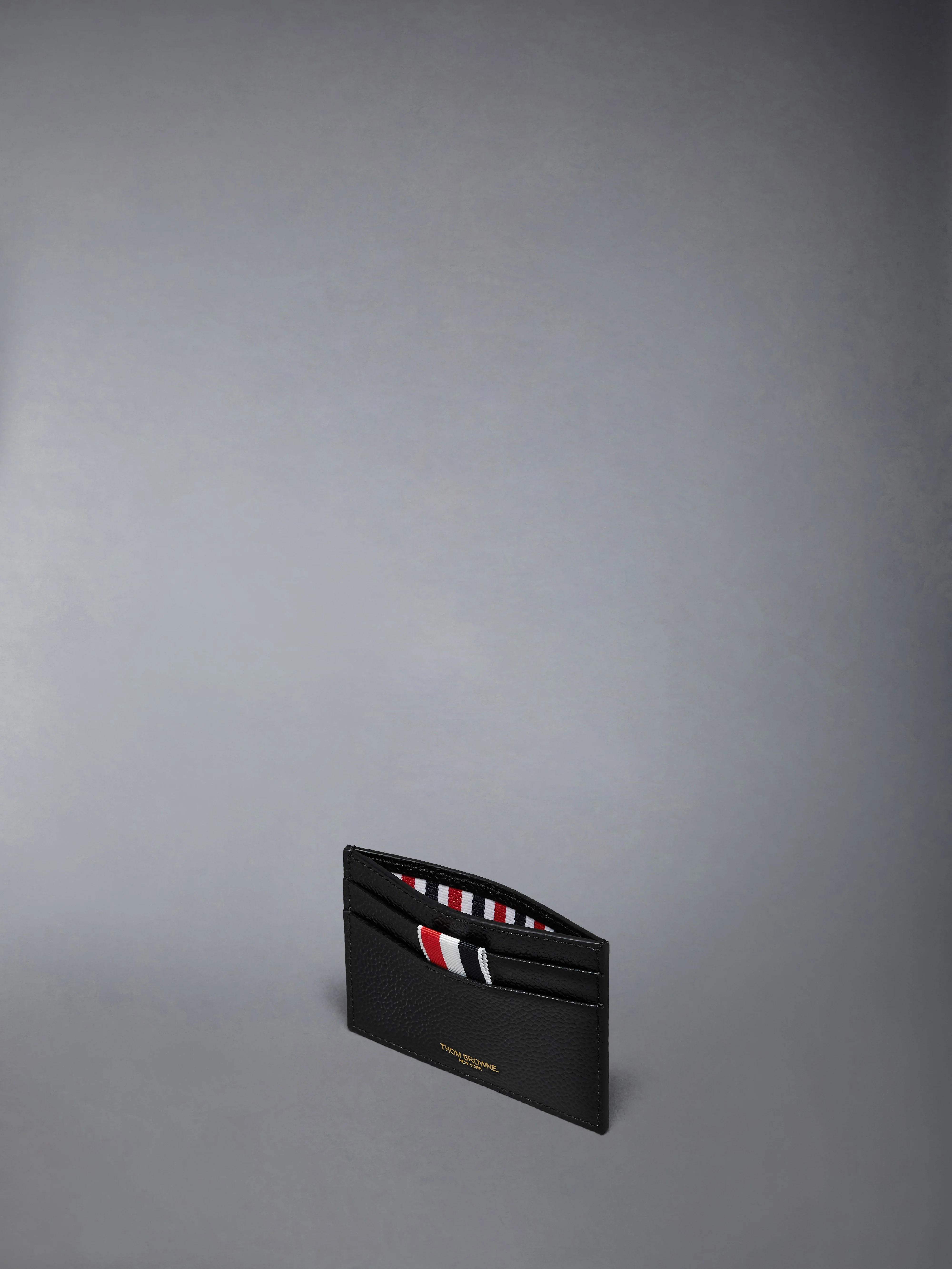 10048-pebble-grain-goose-embroidery-single-card-holder-3.webp PEBBLE GRAIN GOOSE EMBROIDERY SINGLE CARD HOLDER
