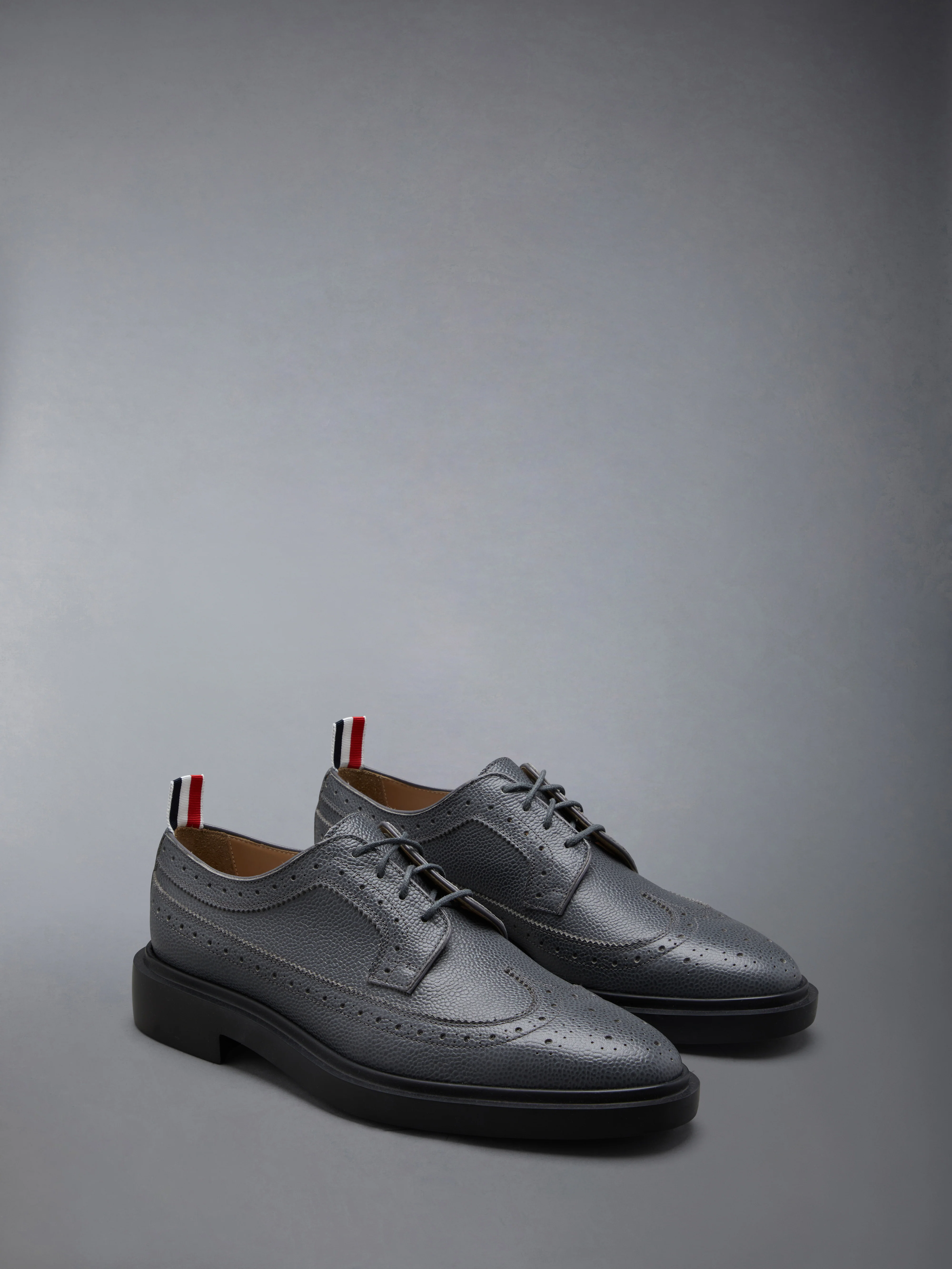 10084-pebble-grain-leather-longwing-brogue-2.webp Pebble Grain Leather Longwing Brogue