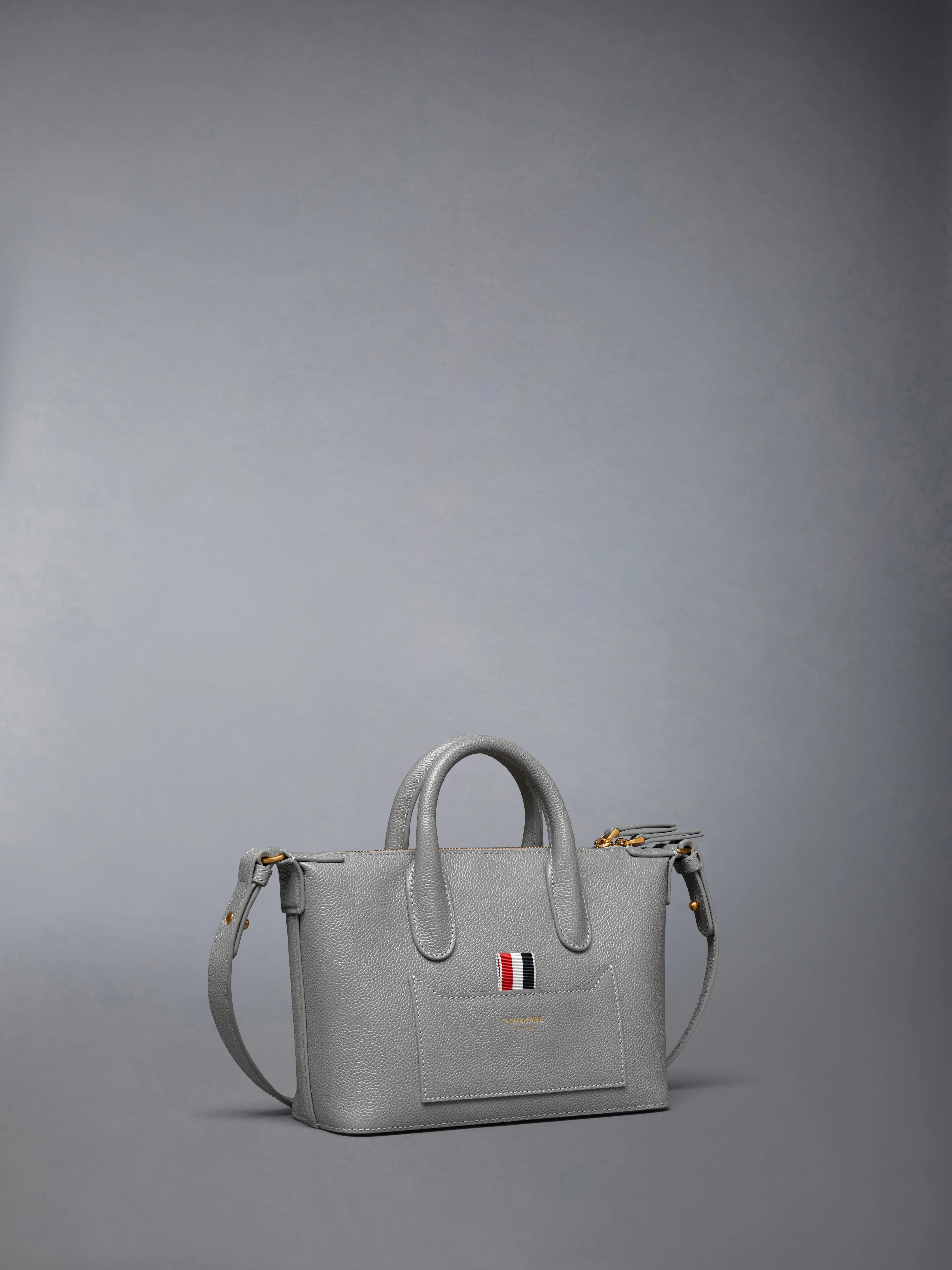 PEBBLE GRAIN MICRO SOFT DUFFLE