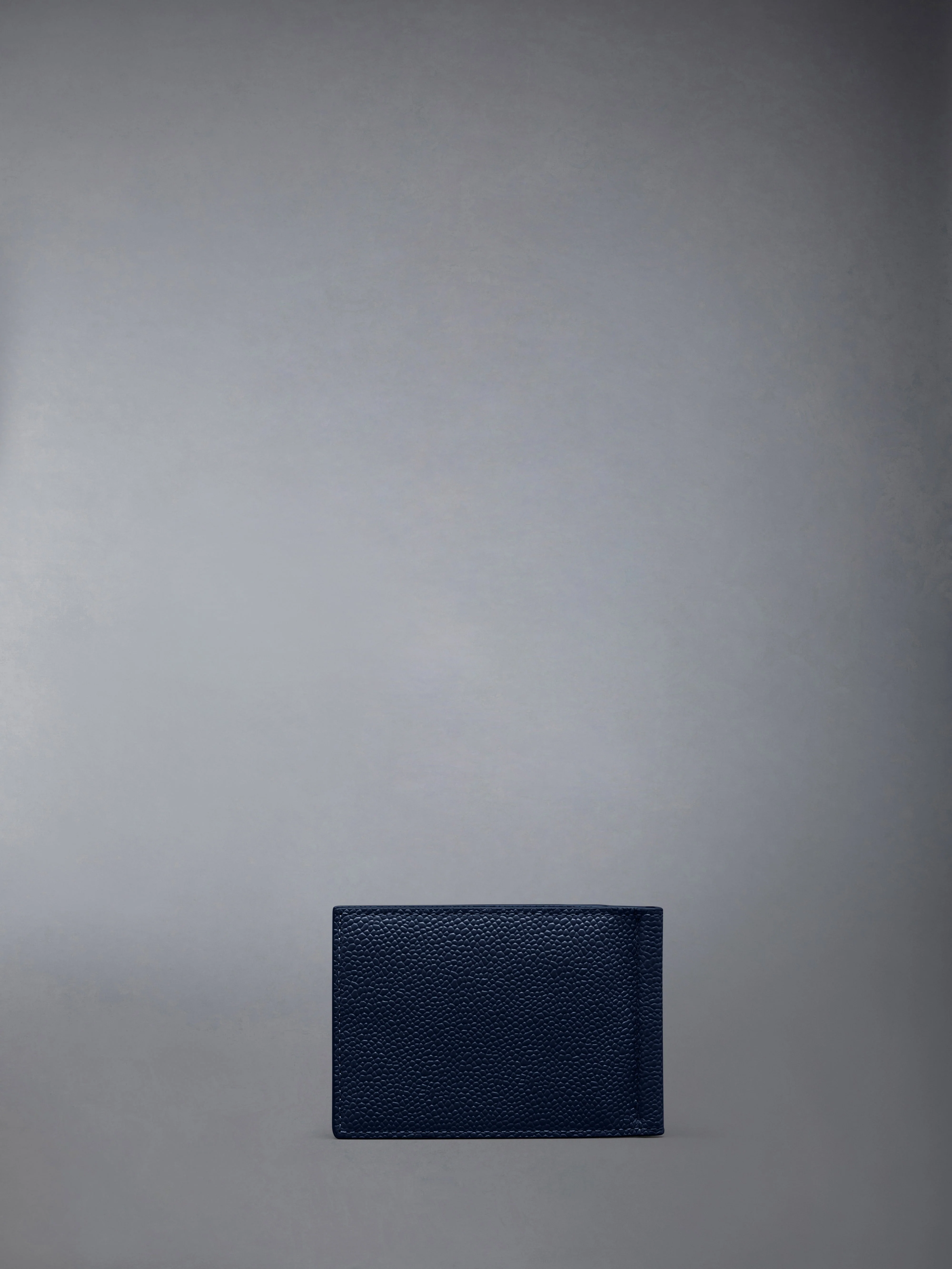 PEBBLE GRAIN MONEY CLIP WALLET