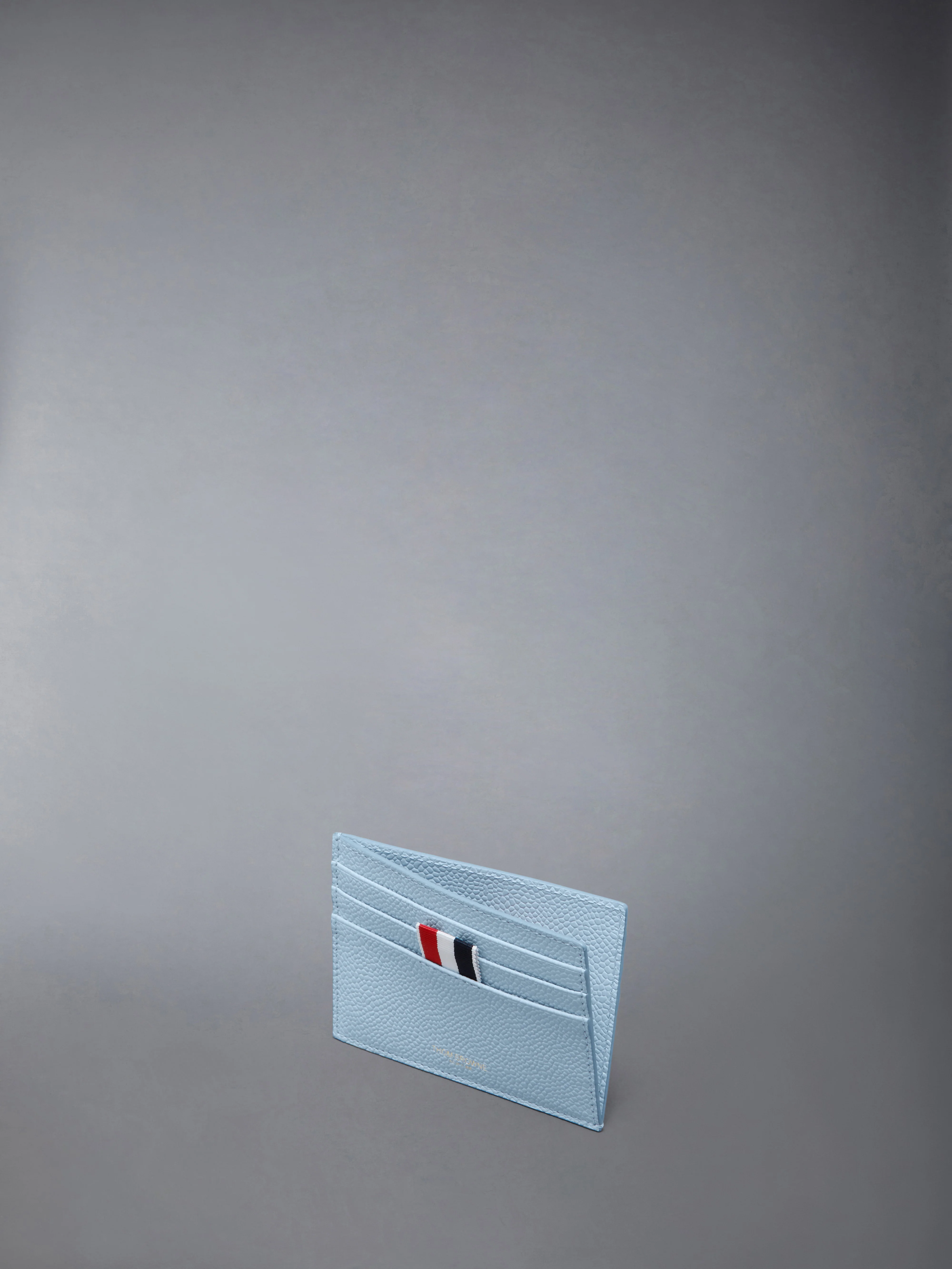 10346-pebble-grain-note-compartment-card-holder-3.webp PEBBLE GRAIN NOTE COMPARTMENT CARD HOLDER