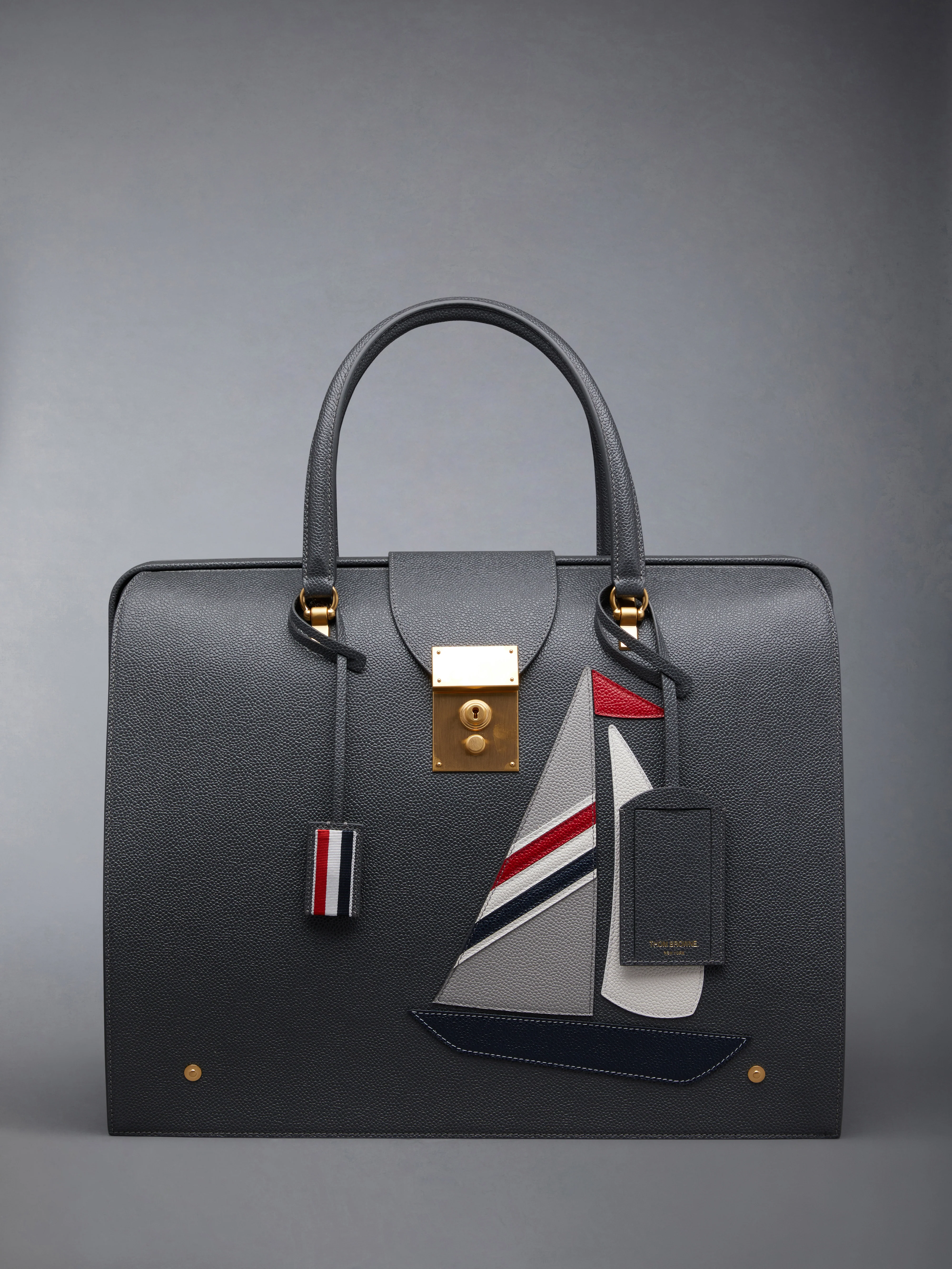 Pebble Grain Sailboat Mr. Thom Bag