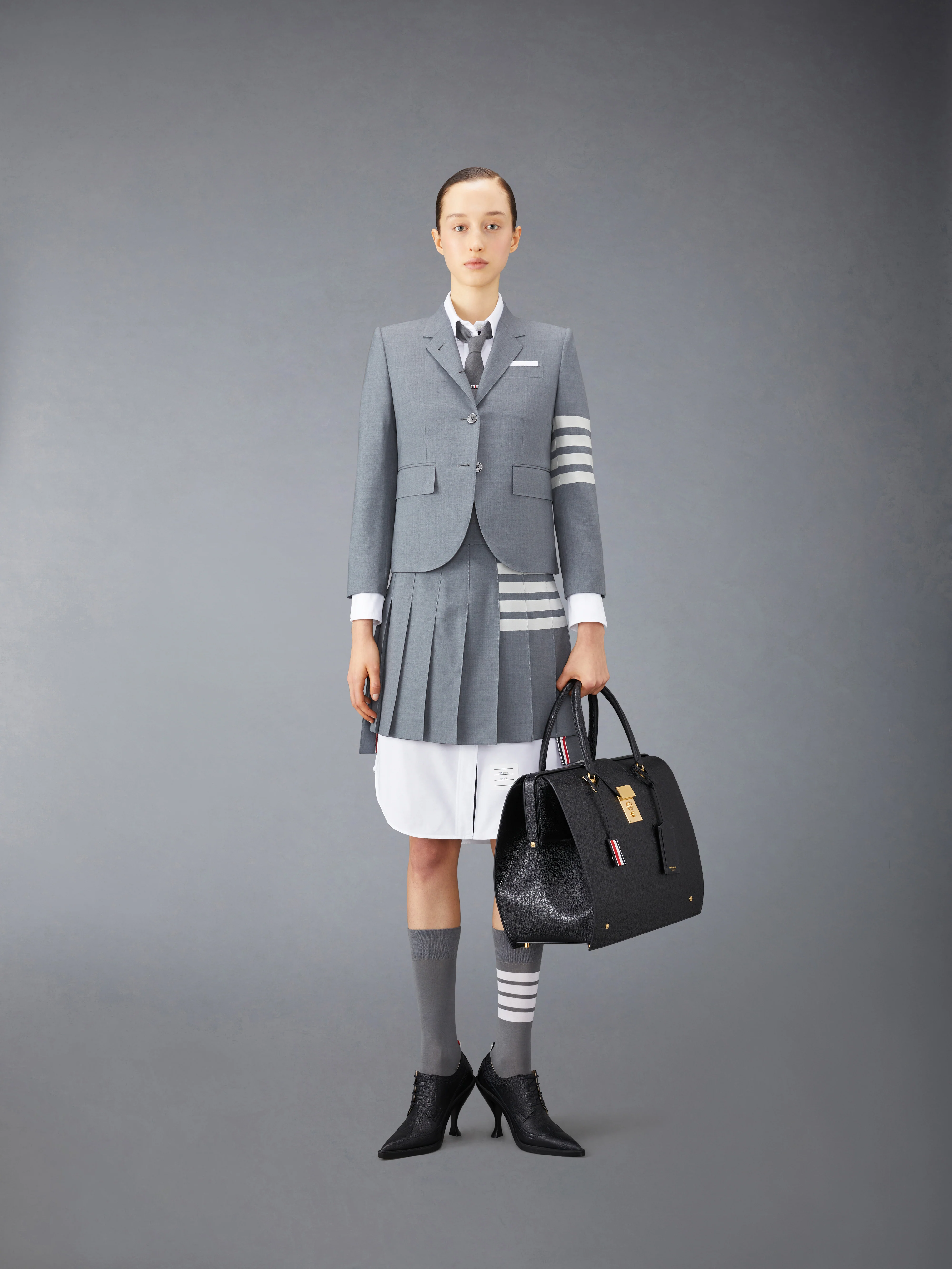 10667-plain-weave-4-bar-mini-pleated-skirt-4.webp PLAIN WEAVE 4-BAR MINI PLEATED SKIRT
