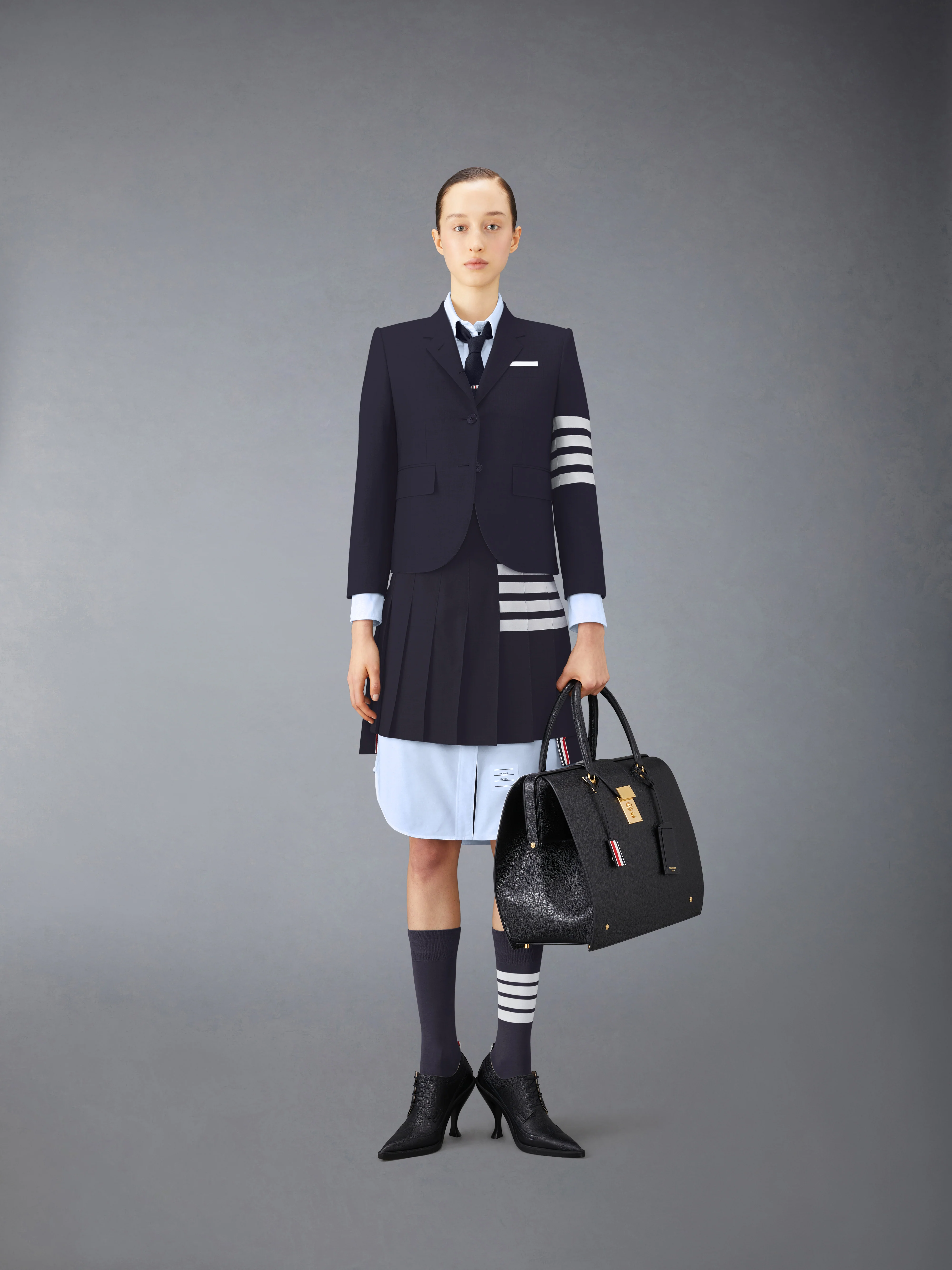 10676-plain-weave-4-bar-mini-pleated-skirt-4.webp PLAIN WEAVE 4-BAR MINI PLEATED SKIRT