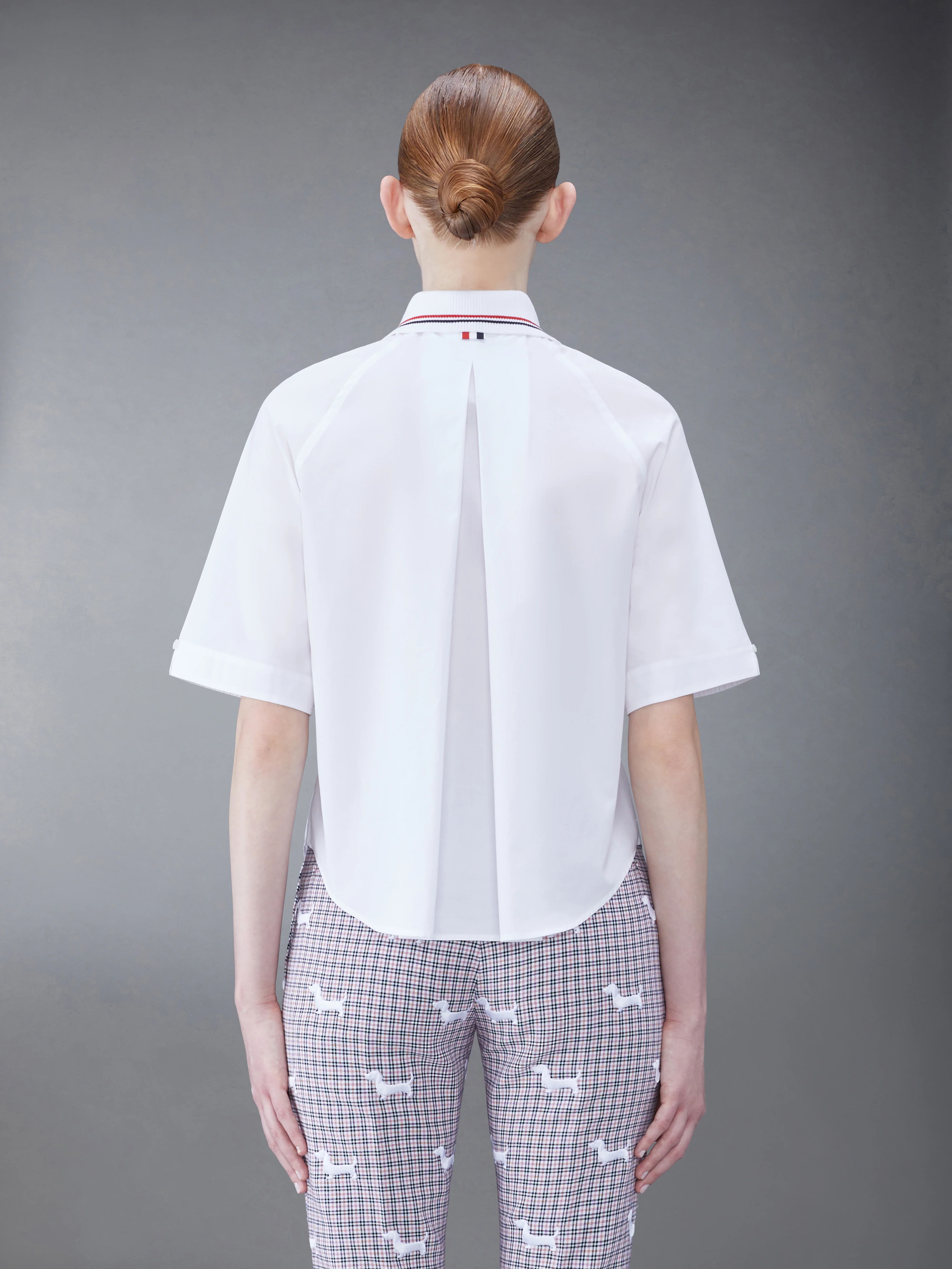 10870-poplin-box-pleat-shirt-2.webp POPLIN BOX PLEAT SHIRT