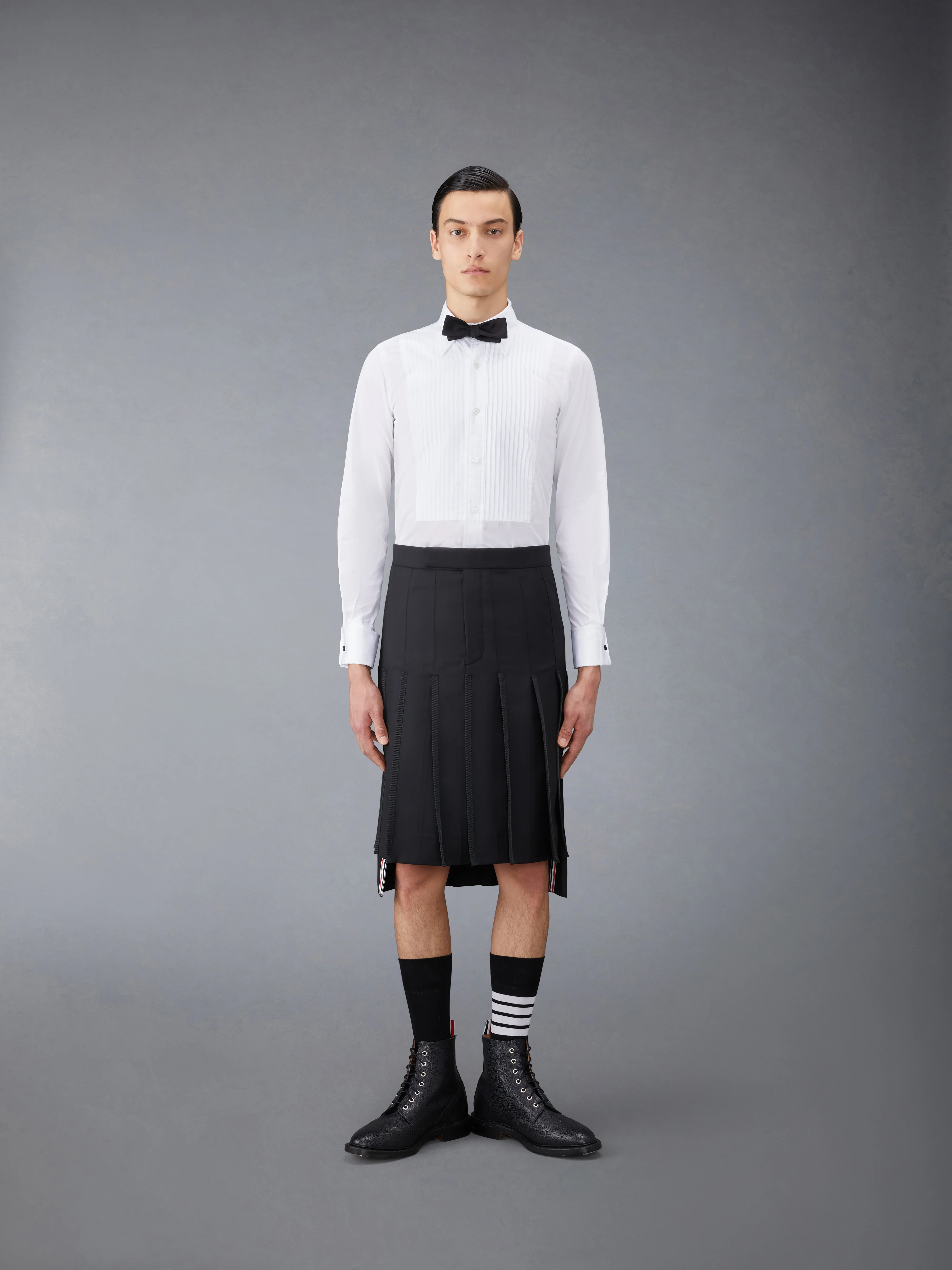 10901-poplin-french-cuff-tuxedo-shirt-4.webp POPLIN FRENCH CUFF TUXEDO SHIRT