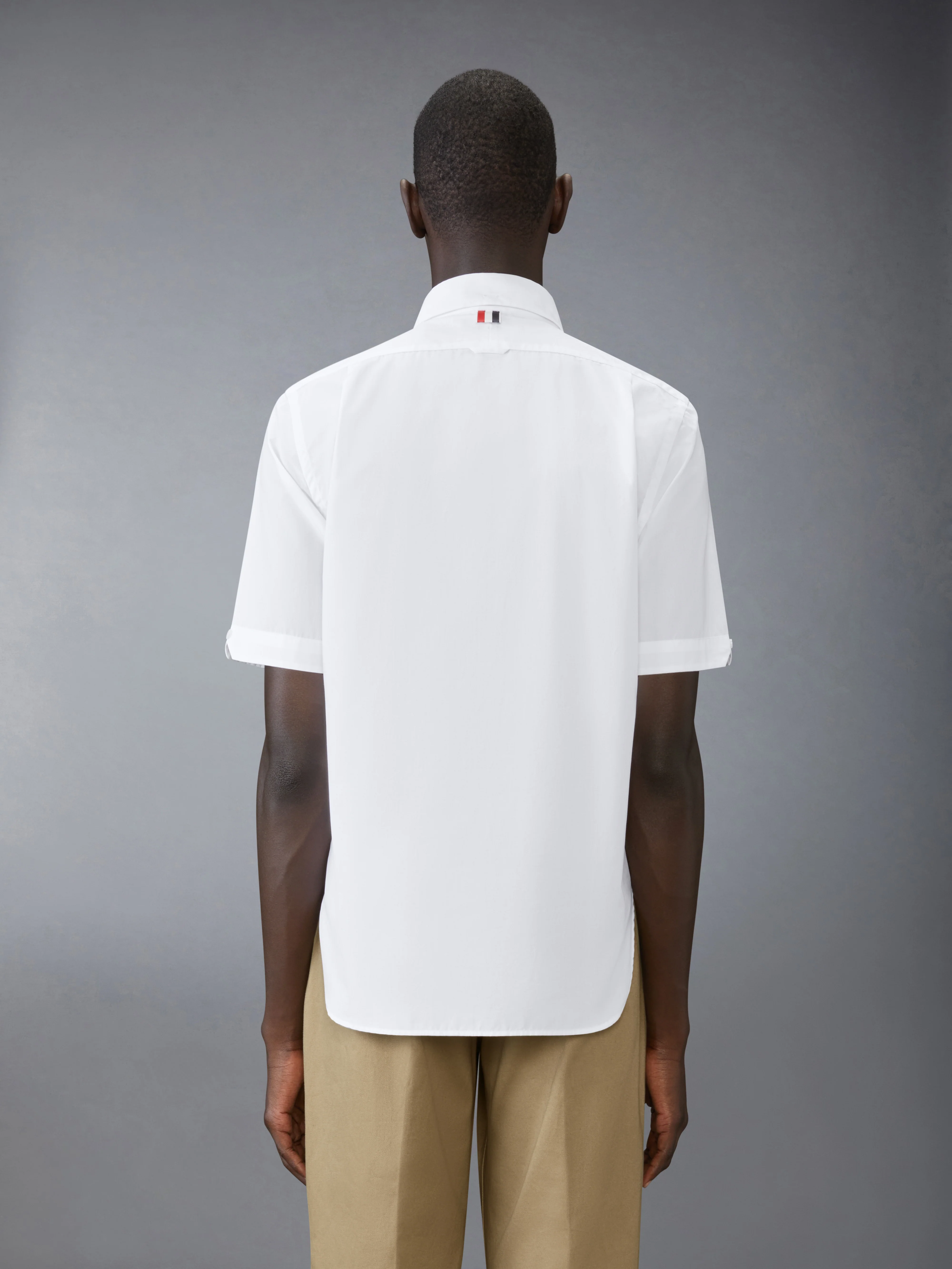 10933-poplin-round-collar-short-sleeve-shirt-3.webp POPLIN ROUND COLLAR SHORT SLEEVE SHIRT