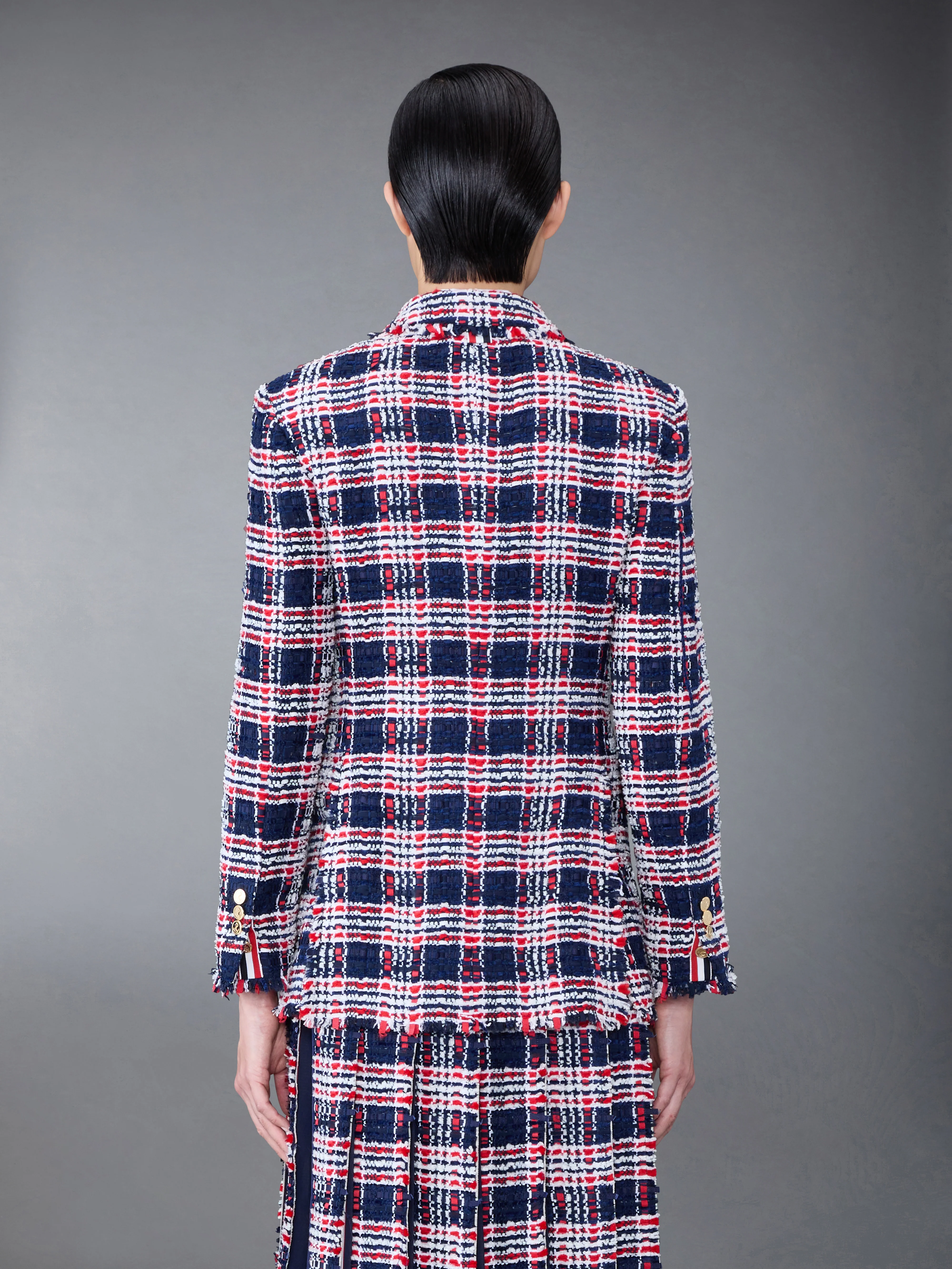 10989-prince-of-wales-check-frayed-chenille-tweed-elongated-sport-coat-2.webp Prince of Wales Check Frayed Chenille Tweed Elongated Sport Coat