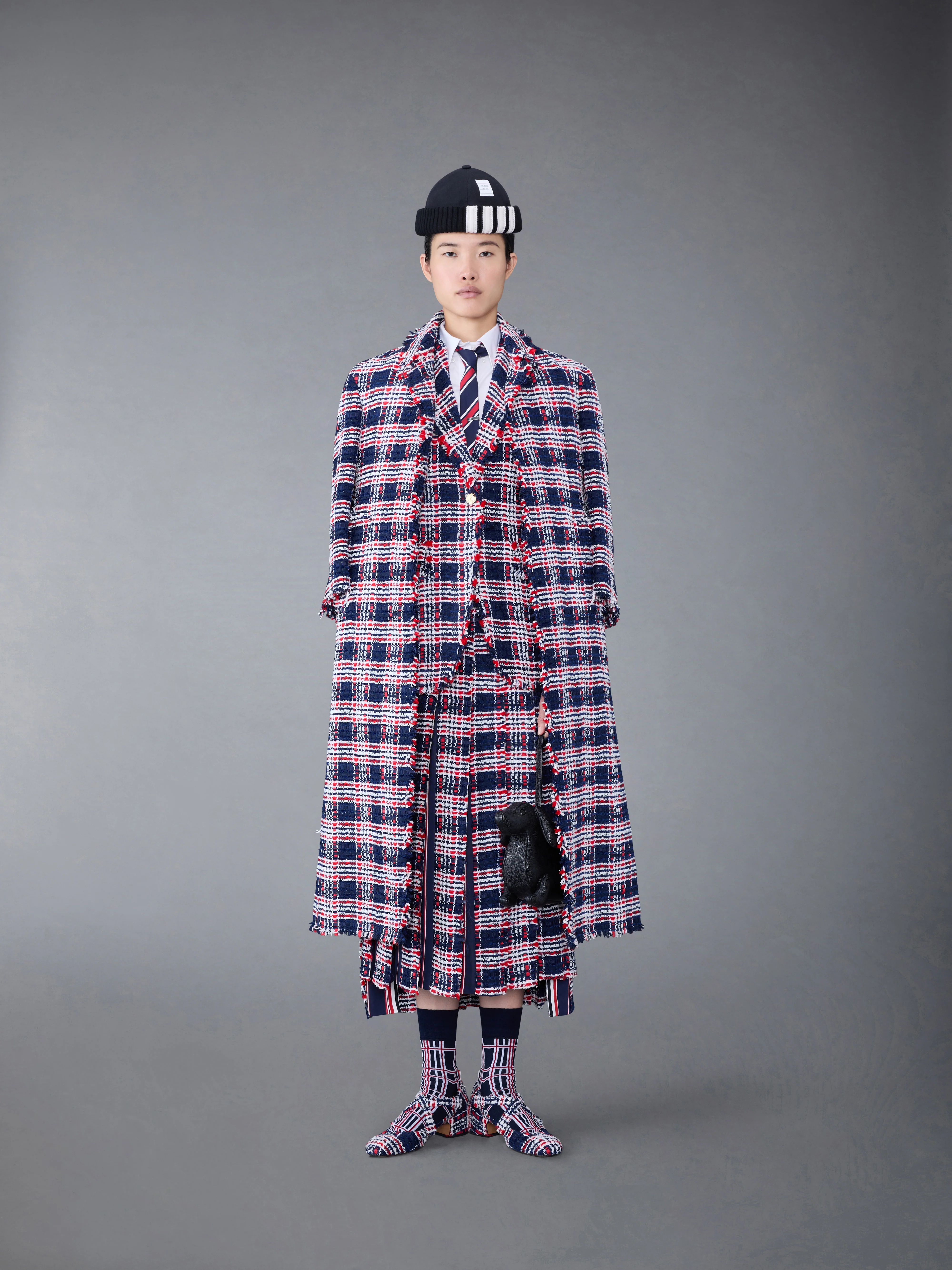 10989-prince-of-wales-check-frayed-chenille-tweed-elongated-sport-coat-3.webp Prince of Wales Check Frayed Chenille Tweed Elongated Sport Coat