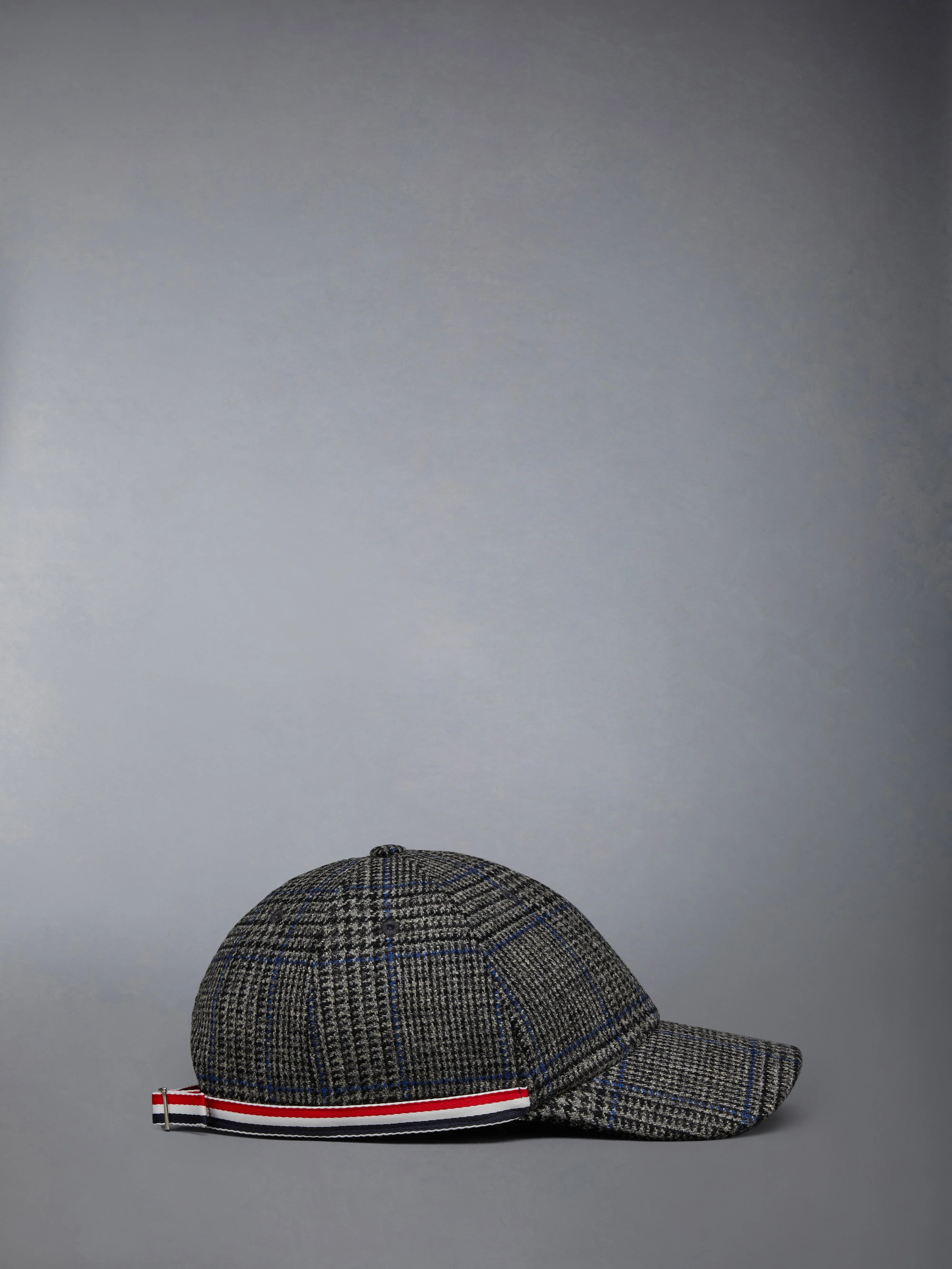 11050-prince-of-wales-hunting-tweed-6-panel-baseball-cap-3.webp PRINCE OF WALES HUNTING TWEED 6-PANEL BASEBALL CAP