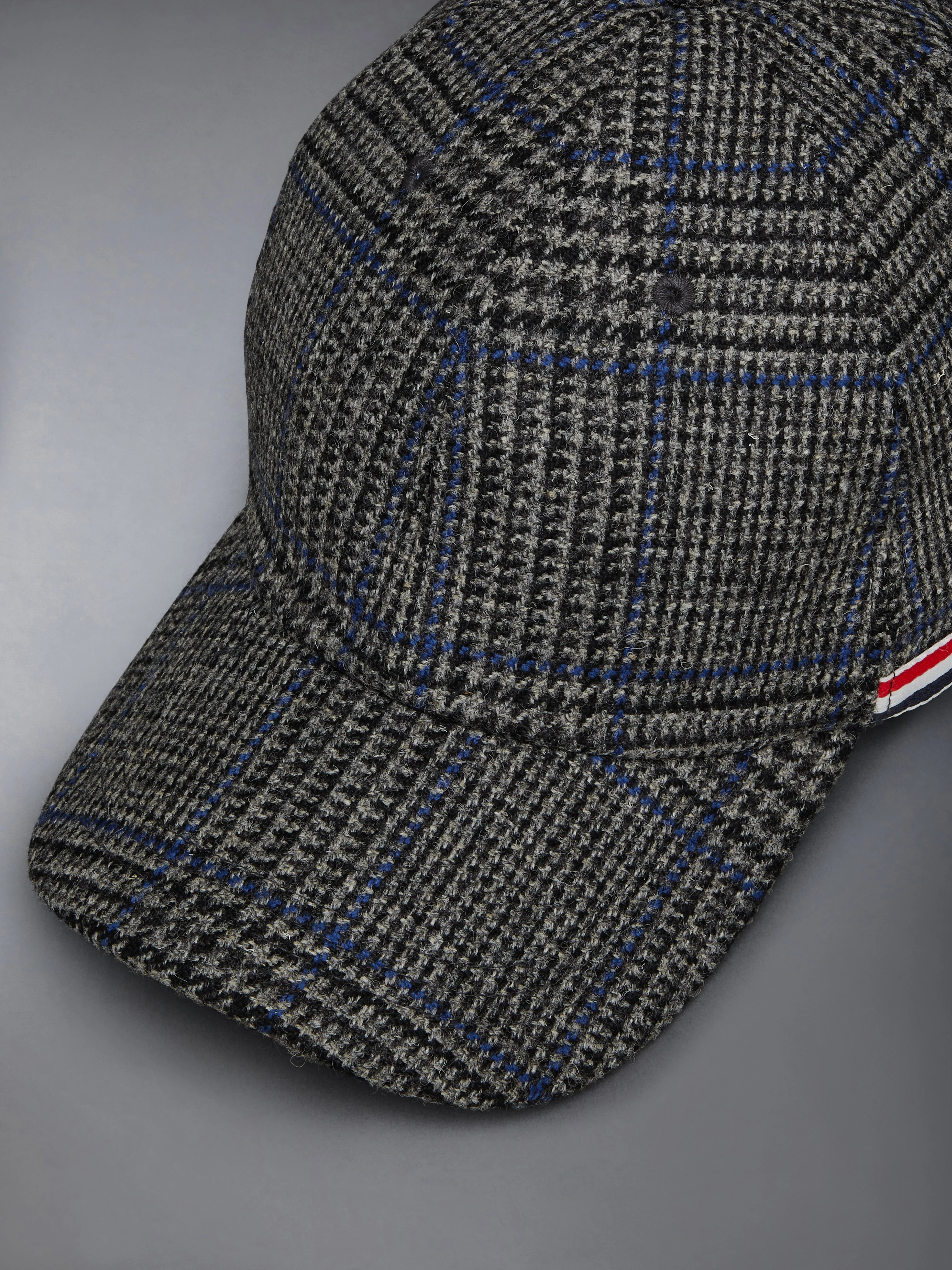 11050-prince-of-wales-hunting-tweed-6-panel-baseball-cap-5.webp PRINCE OF WALES HUNTING TWEED 6-PANEL BASEBALL CAP