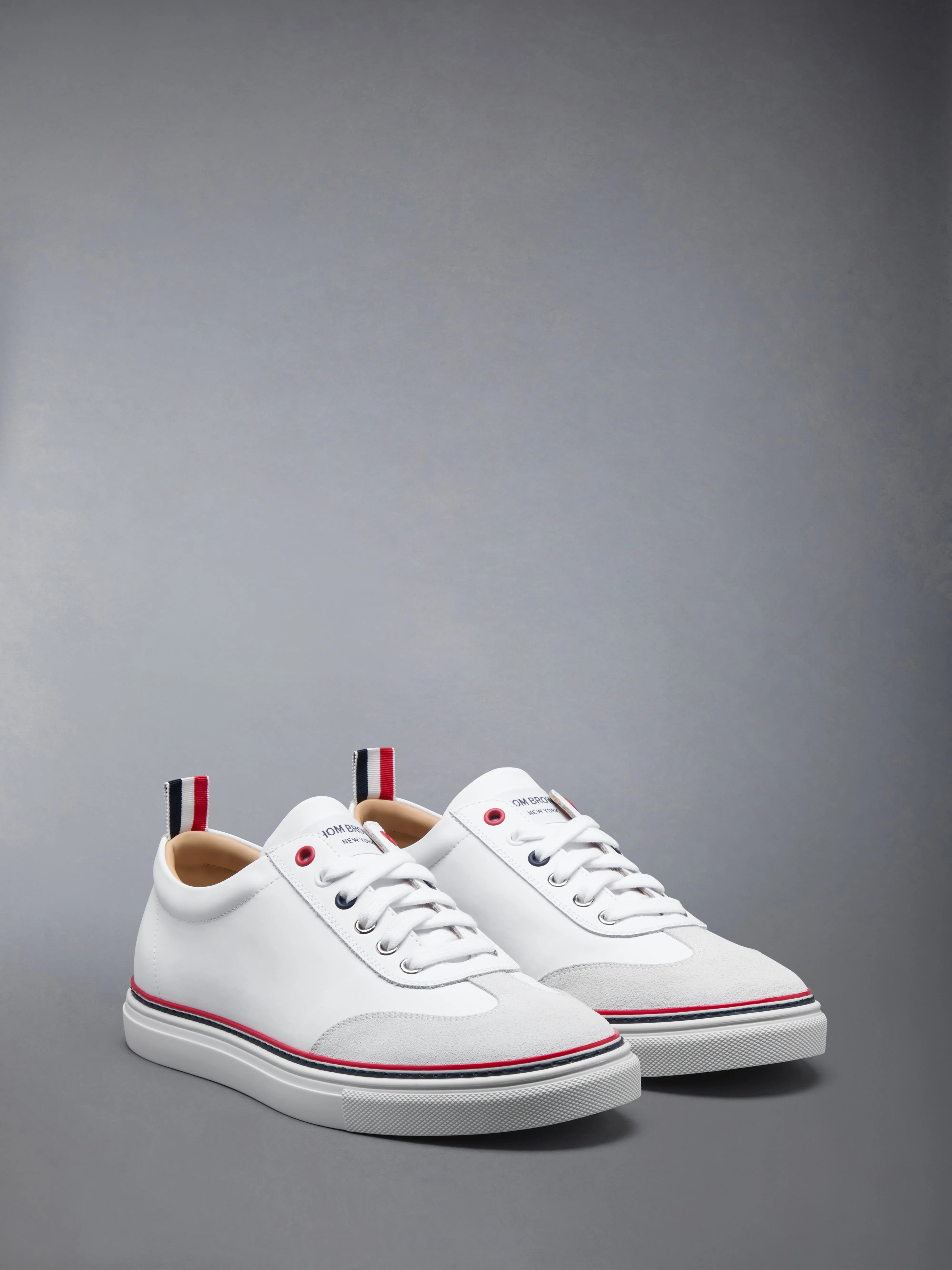 11178-rwb-low-top-leather-sneakers-3.webp RWB LOW-TOP LEATHER SNEAKERS