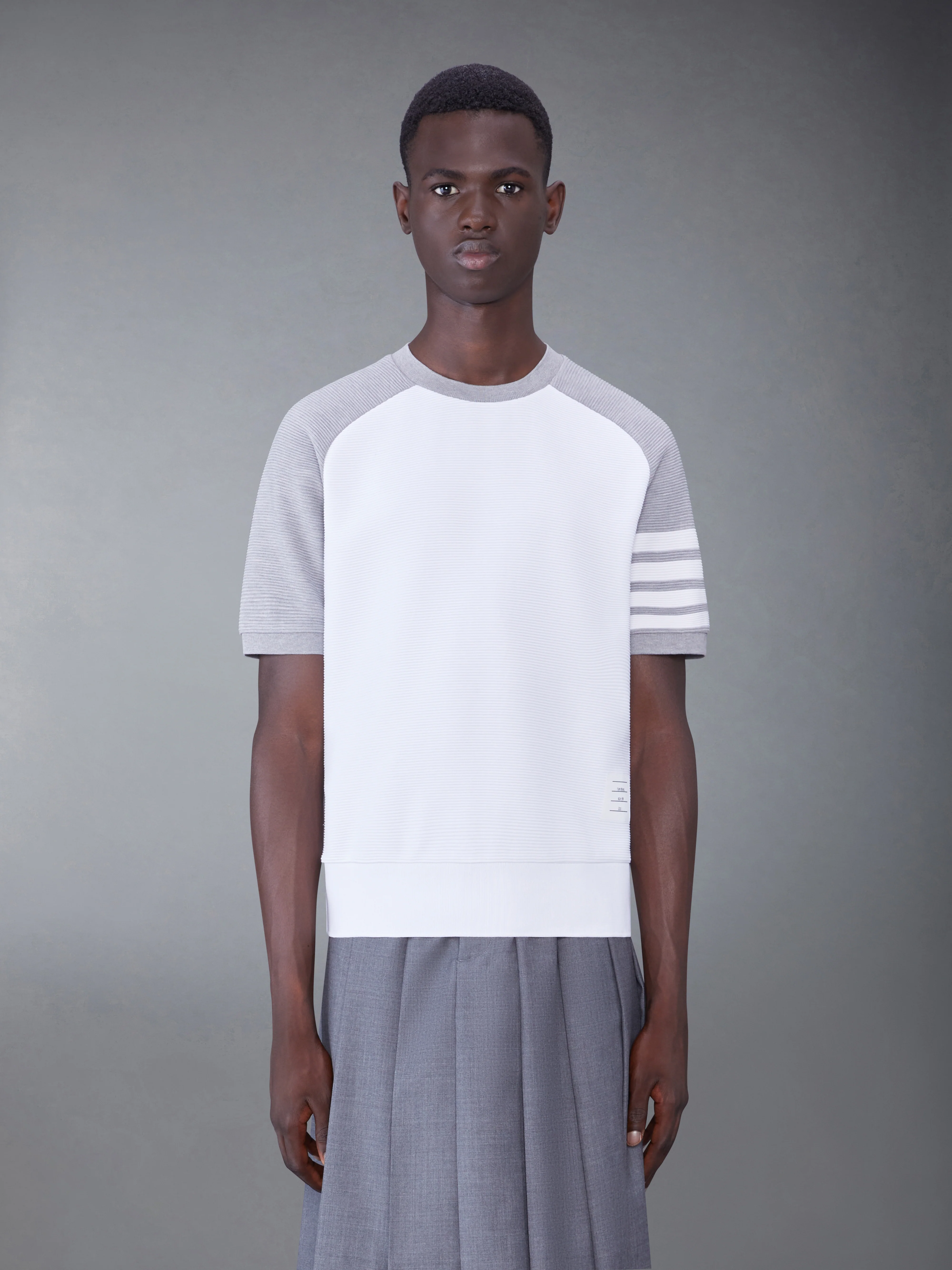 SADDLE SHORT SLEEVE 4-BAR SWEATSHIRT