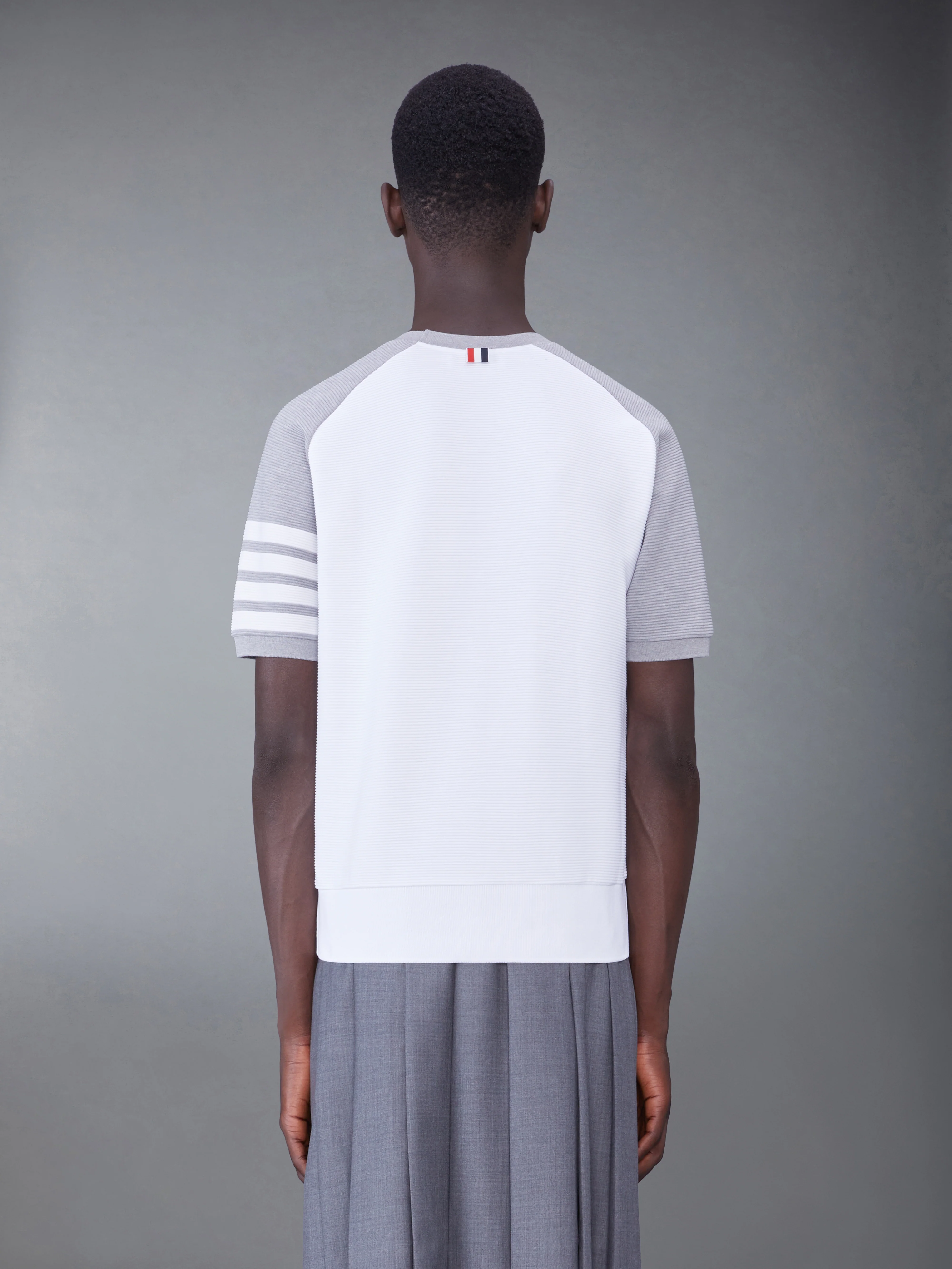 SADDLE SHORT SLEEVE 4-BAR SWEATSHIRT