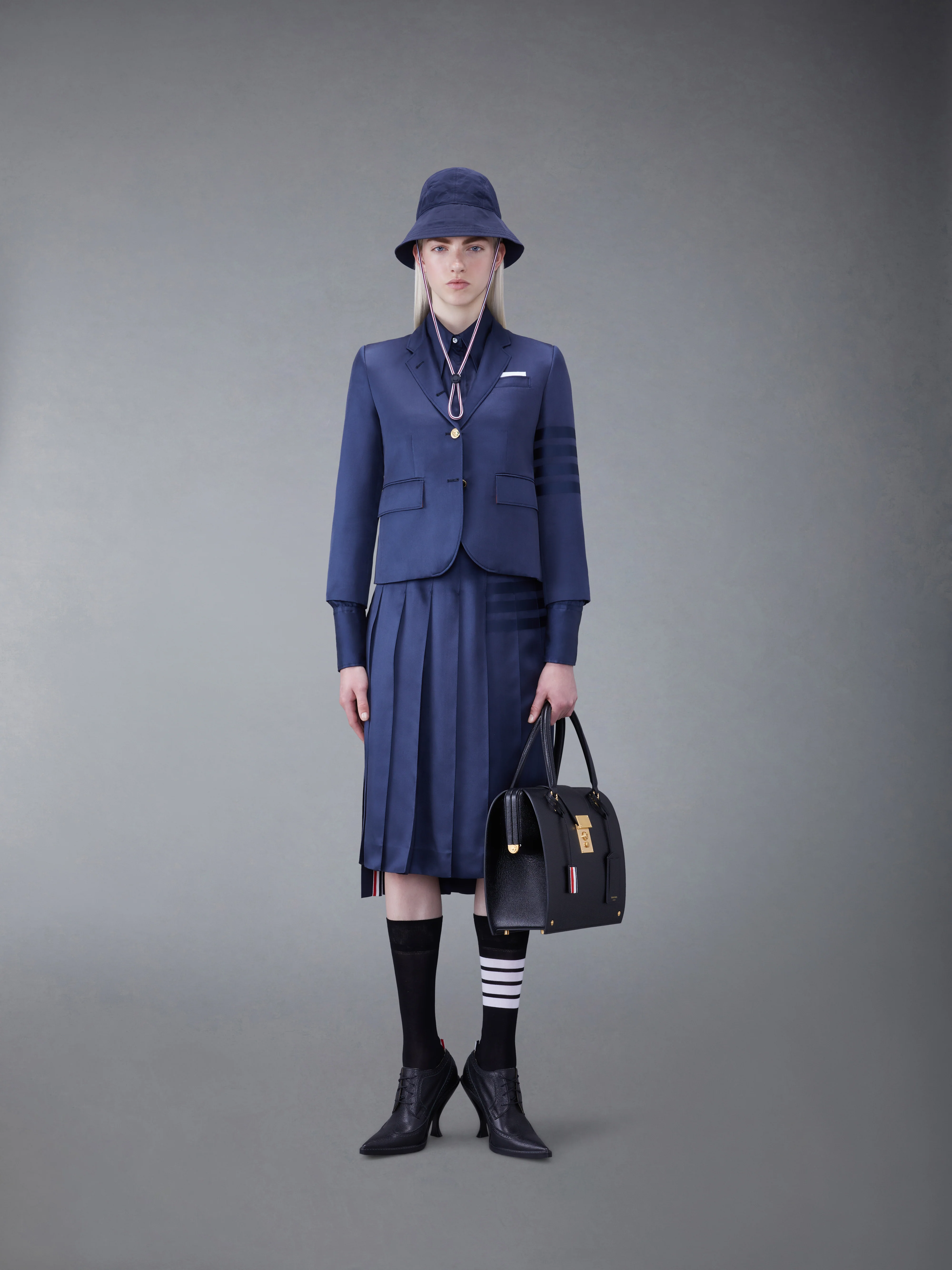 11787-silk-twill-4-bar-midi-pleated-skirt-4.webp SILK TWILL 4-BAR MIDI PLEATED SKIRT