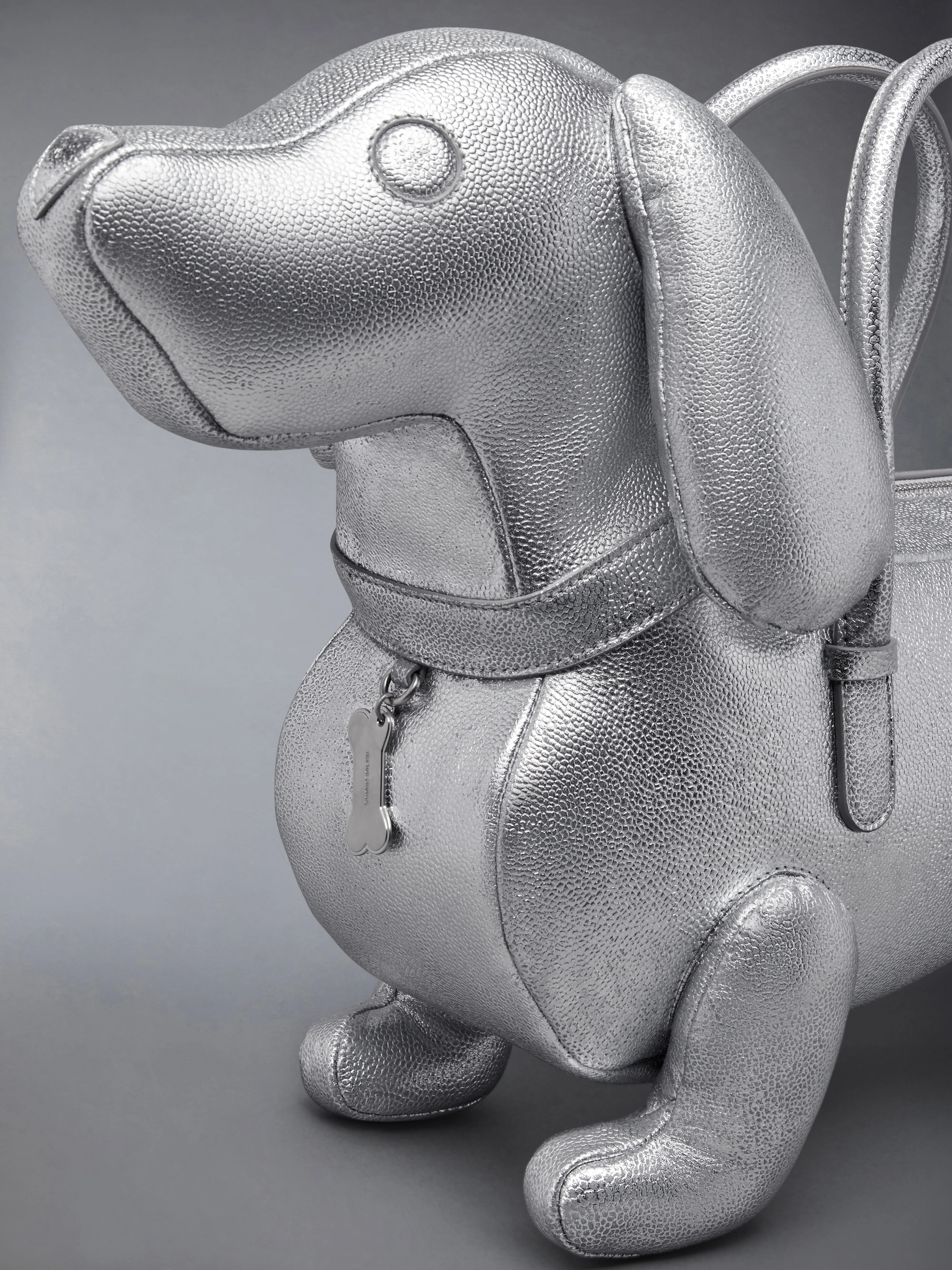 11847-silver-hector-bag-in-pebble-grain-leather-6.webp SILVER HECTOR BAG IN PEBBLE GRAIN LEATHER