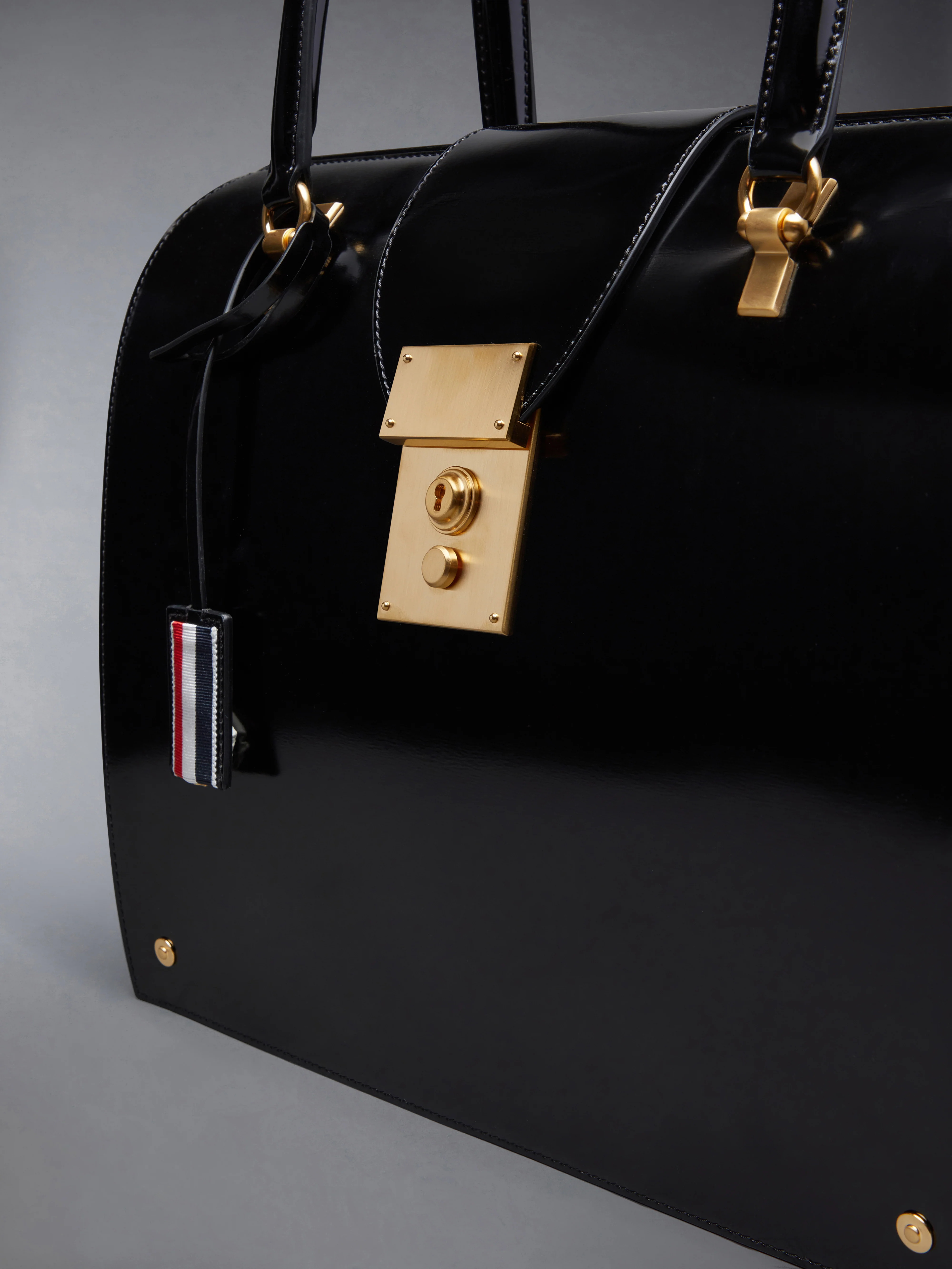 11868-smooth-calf-mrs-thom-bag-6.webp SMOOTH CALF MRS. THOM BAG