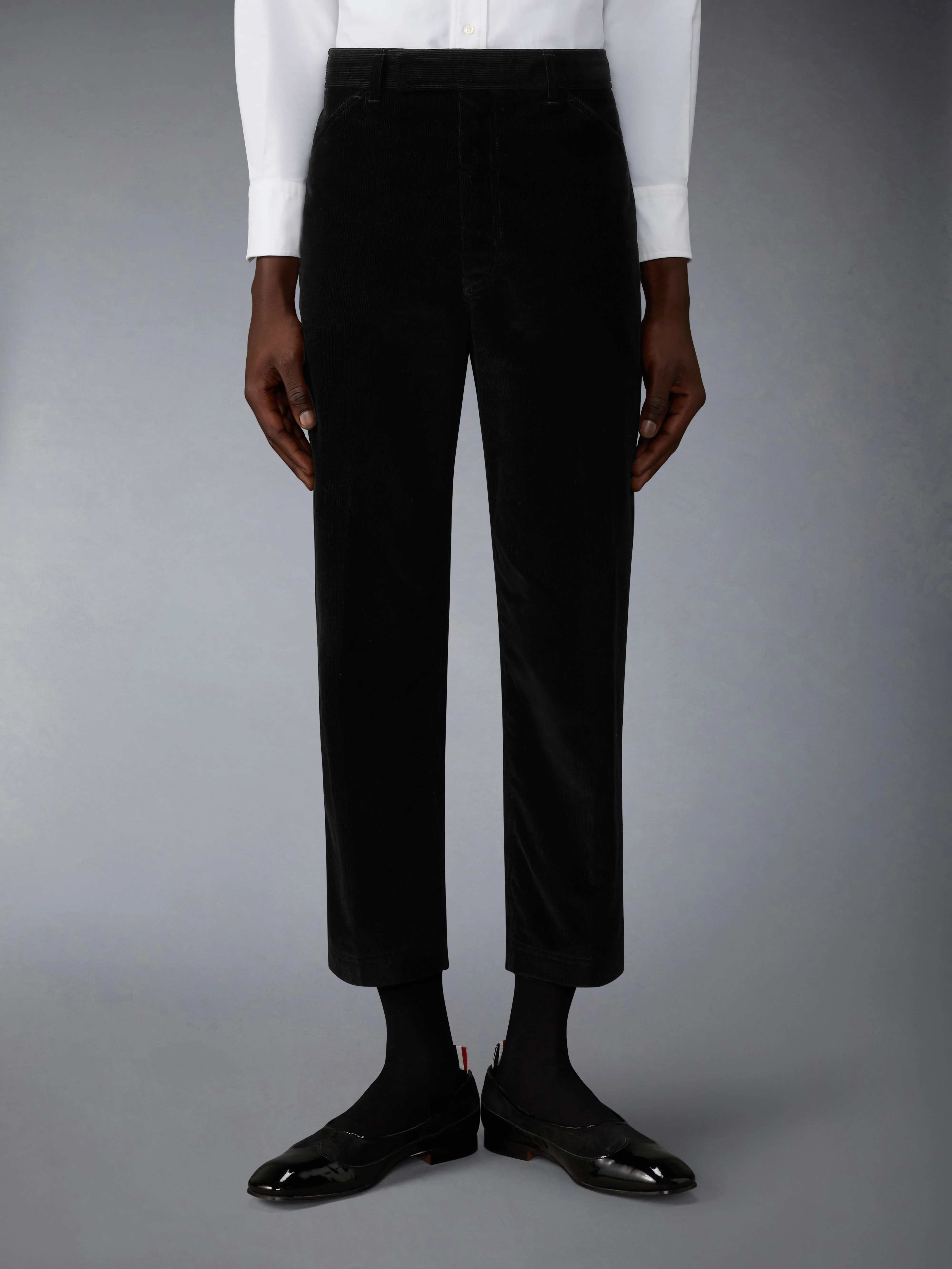 NARROW WALE CORDUROY TAPERED CHINO TROUSER