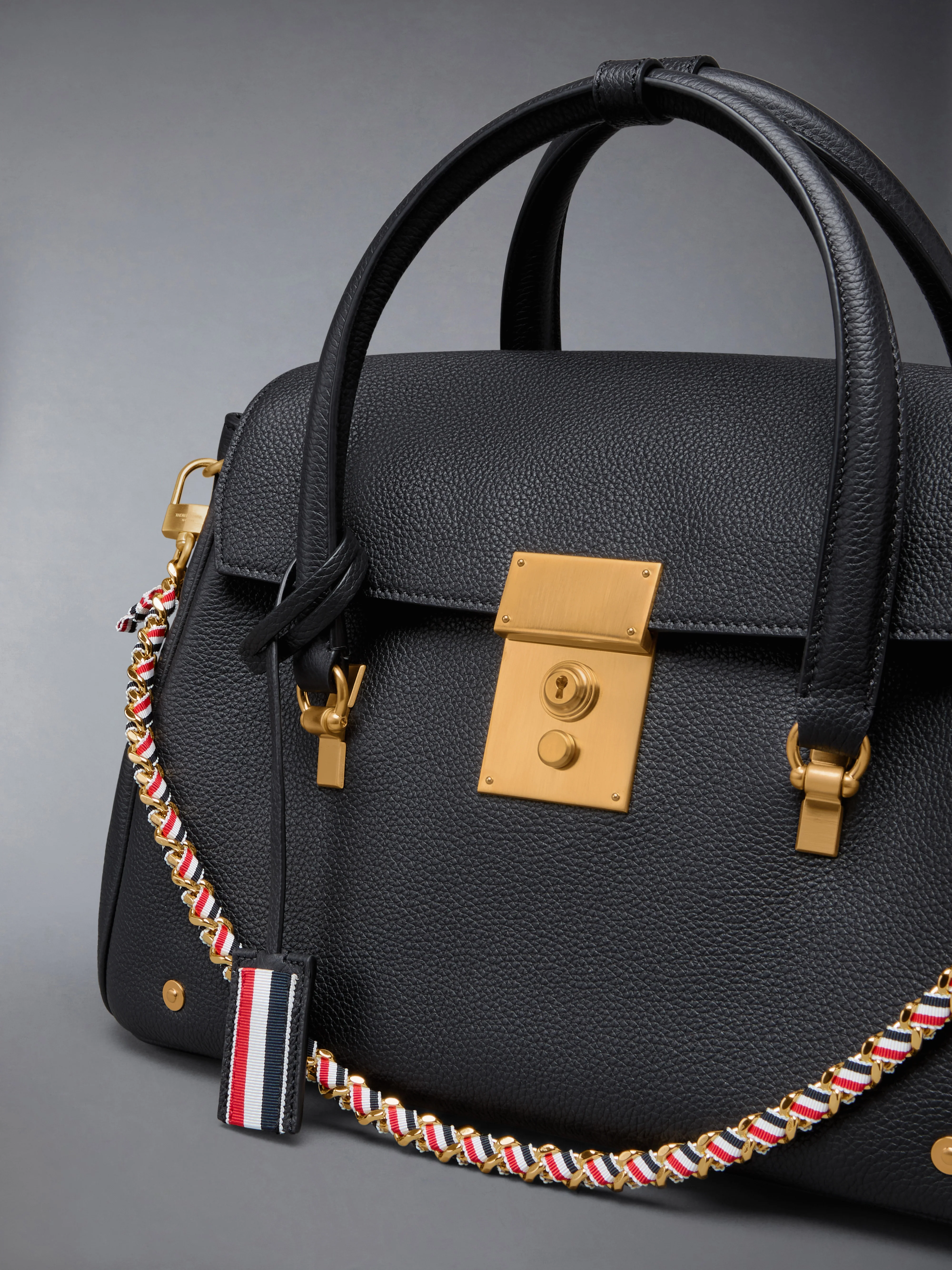 120-bolton-bag-in-soft-pebble-grain-leather-6.webp BOLTON BAG IN SOFT PEBBLE GRAIN LEATHER