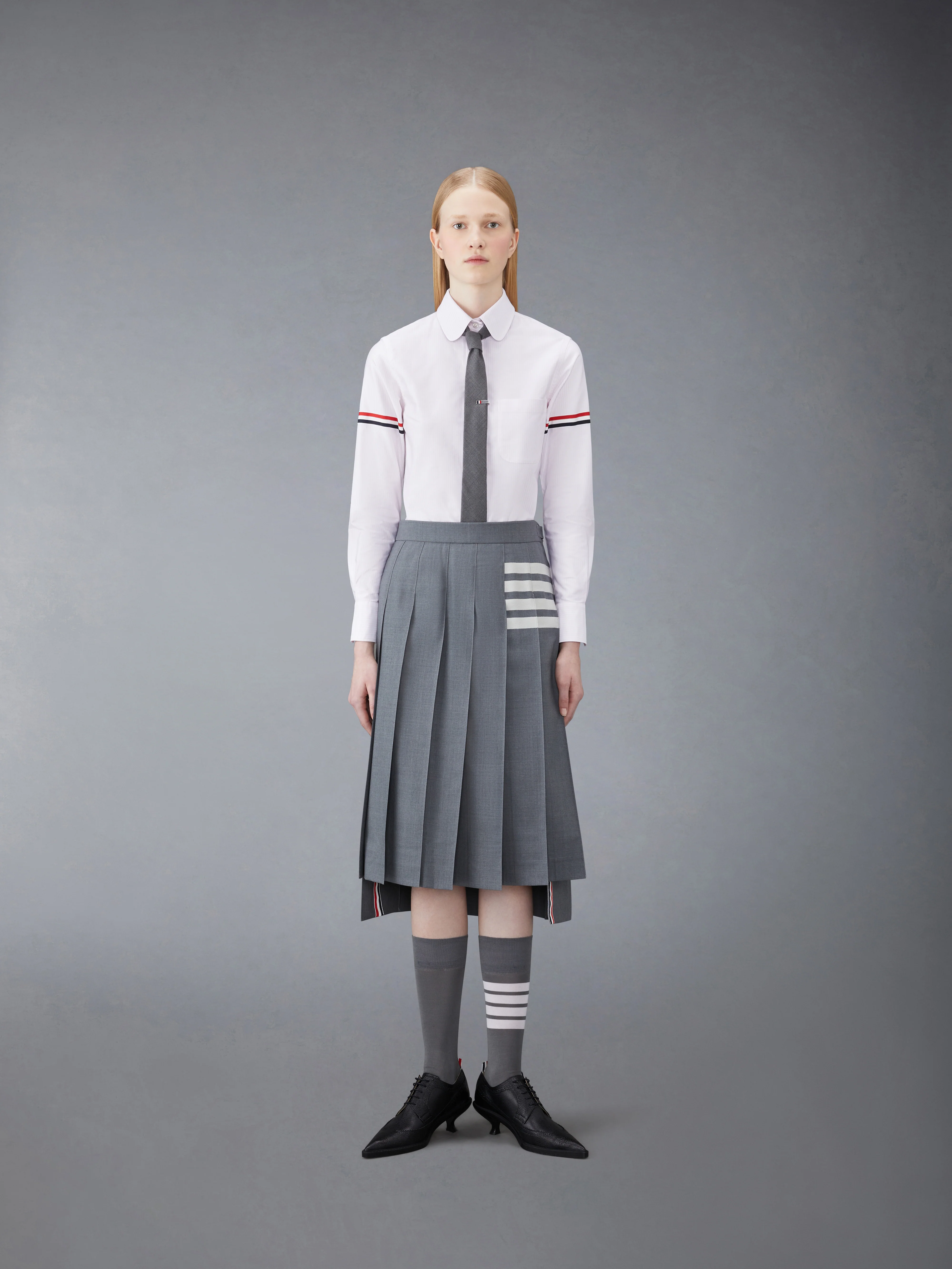 12438-stripe-oxford-armband-classic-round-collar-shirt-4.webp STRIPE OXFORD ARMBAND CLASSIC ROUND COLLAR SHIRT