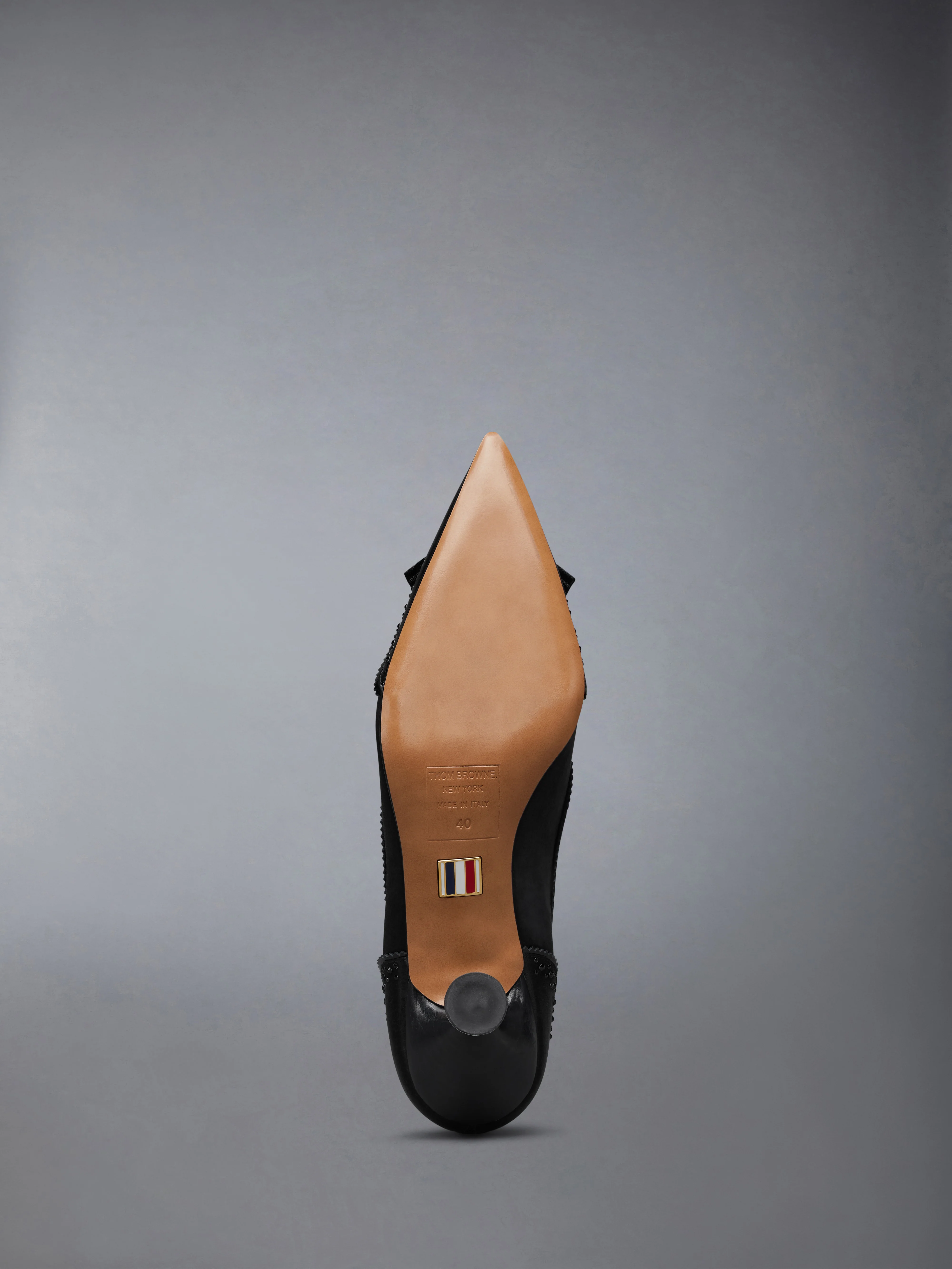12589-swarvoski-wingtip-pump-6.webp SWARVOSKI WINGTIP PUMP