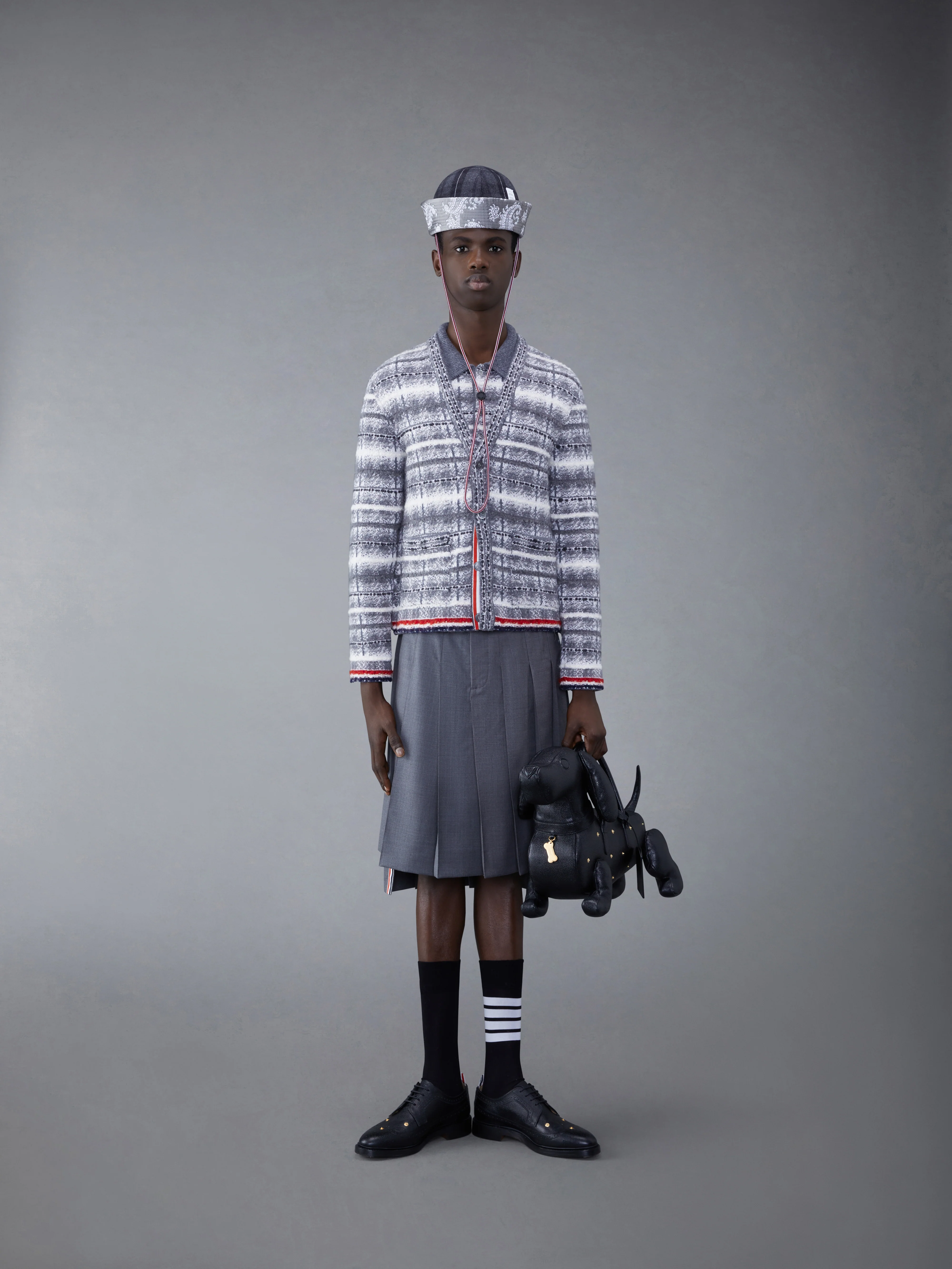 12664-tartan-mohair-merino-check-v-neck-cardigan-3.webp TARTAN MOHAIR MERINO CHECK V-NECK CARDIGAN