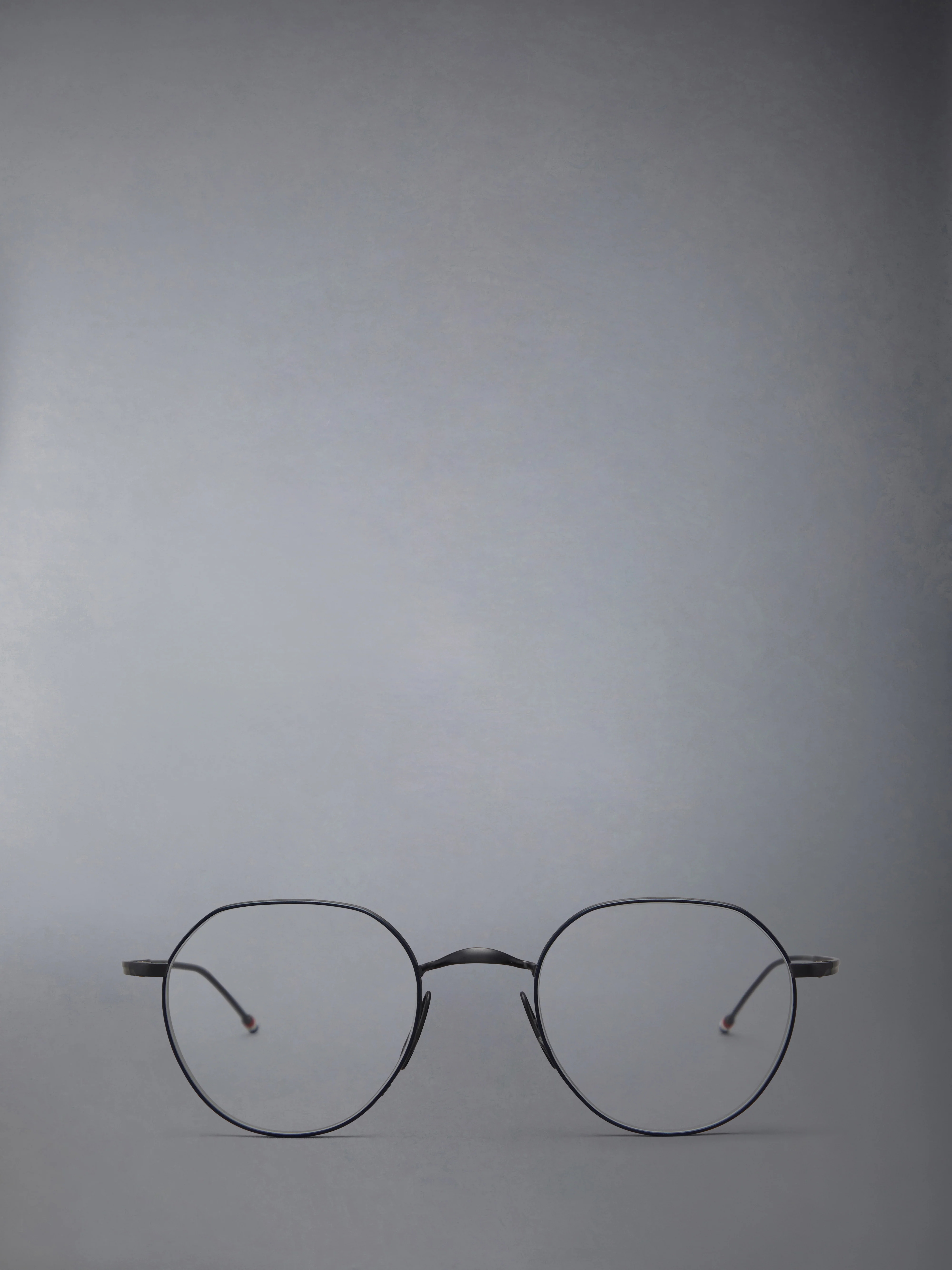 TITANIUM ROUND EYEGLASSES