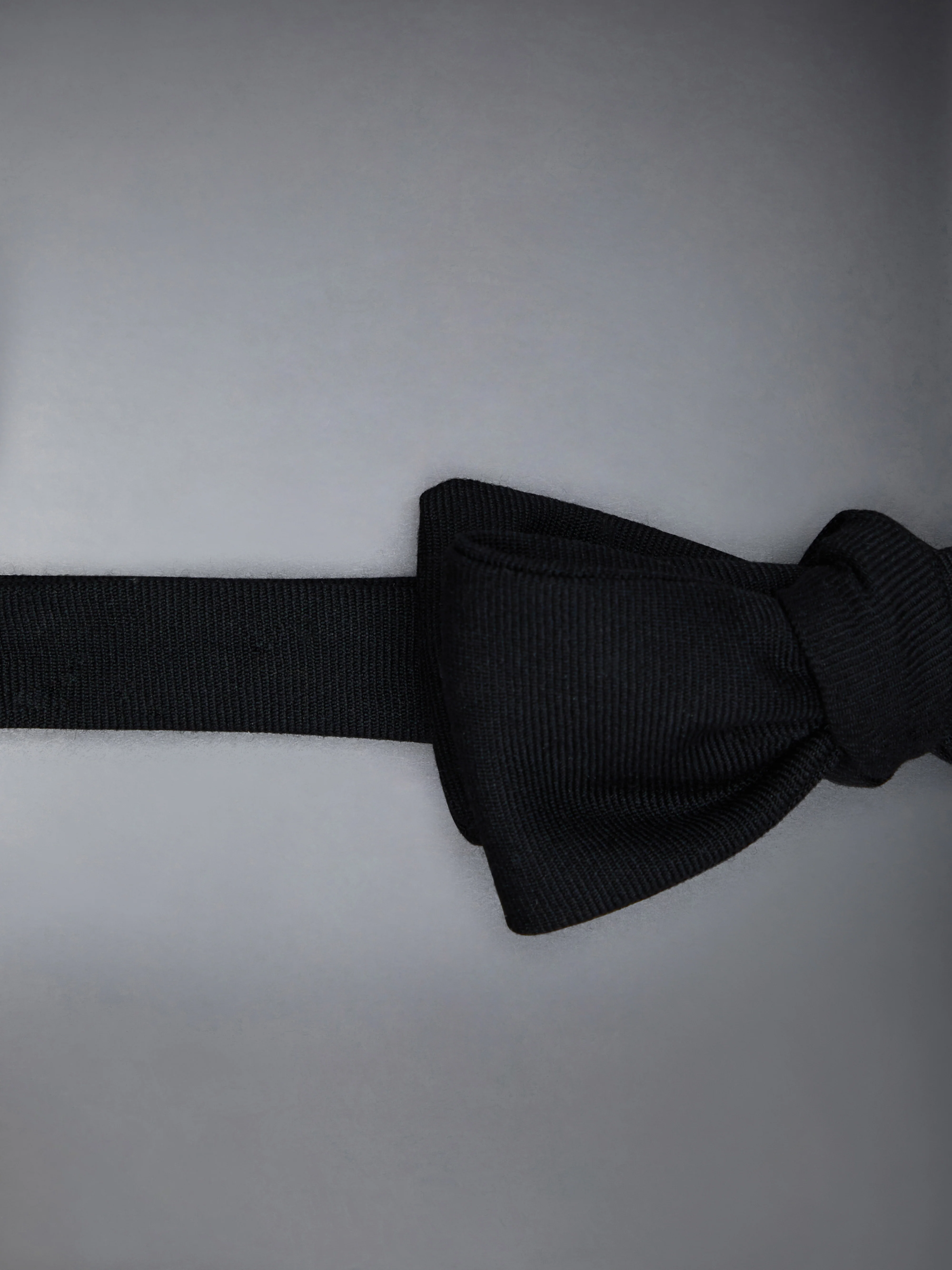 13143-twill-classic-bow-tie-3.webp TWILL CLASSIC BOW TIE