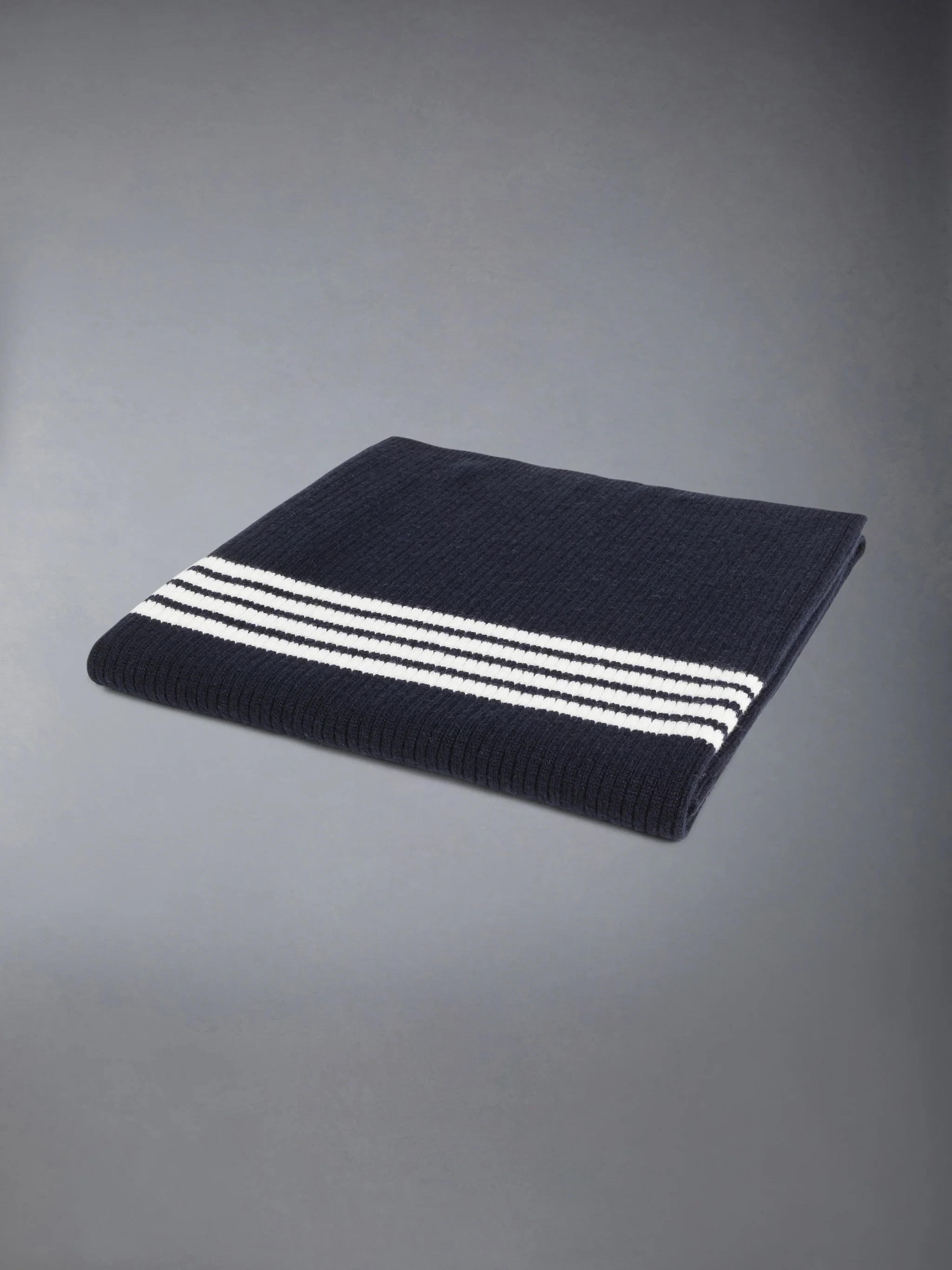 14472-wool-cashmere-4-bar-baby-blanket-3.webp WOOL CASHMERE 4-BAR BABY BLANKET