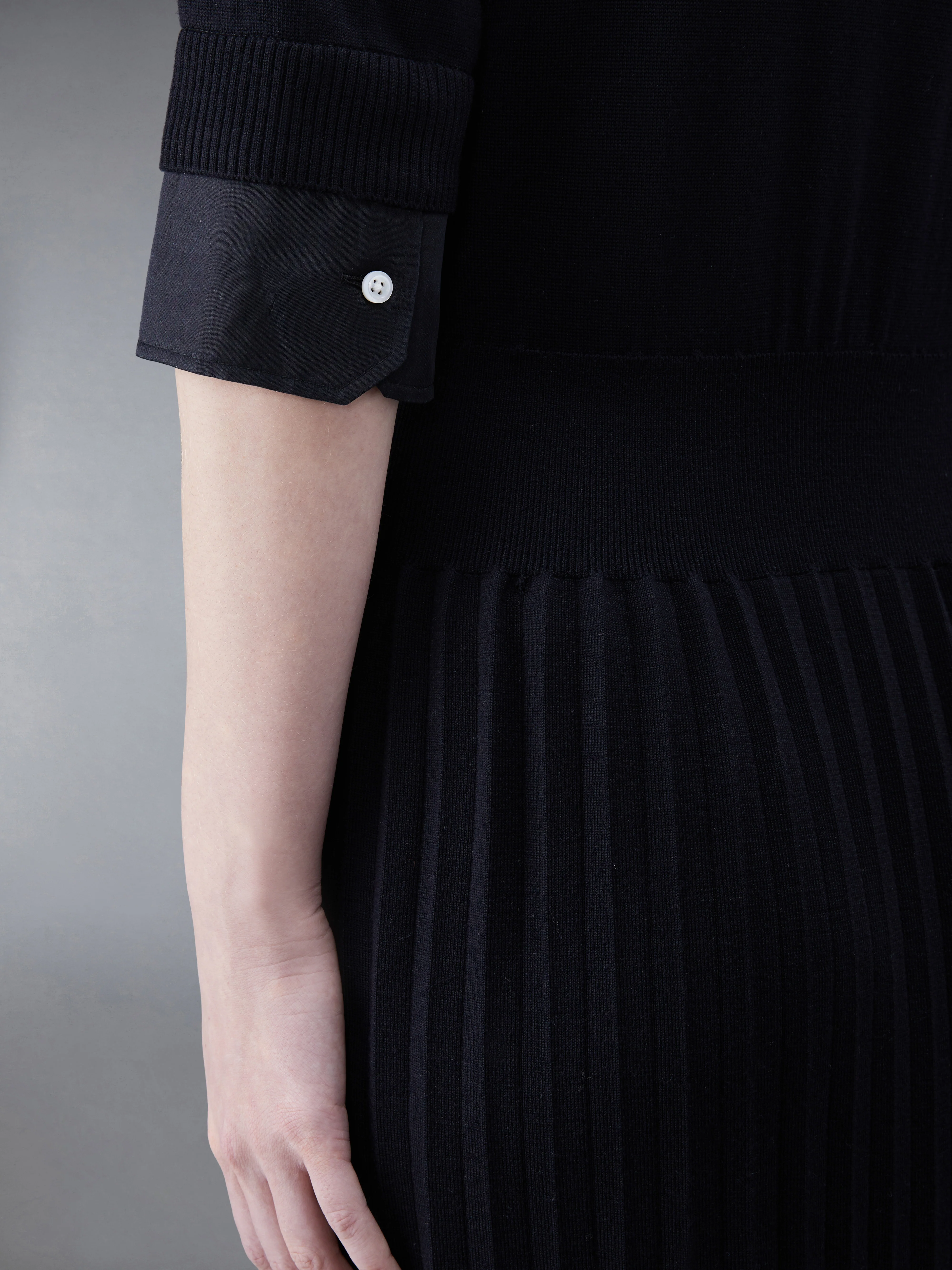 14824-wool-jersey-organza-pleated-bottom-ribbon-tie-combo-shirtdress-7.webp Wool Jersey Organza Pleated Bottom Ribbon Tie Combo Shirtdress