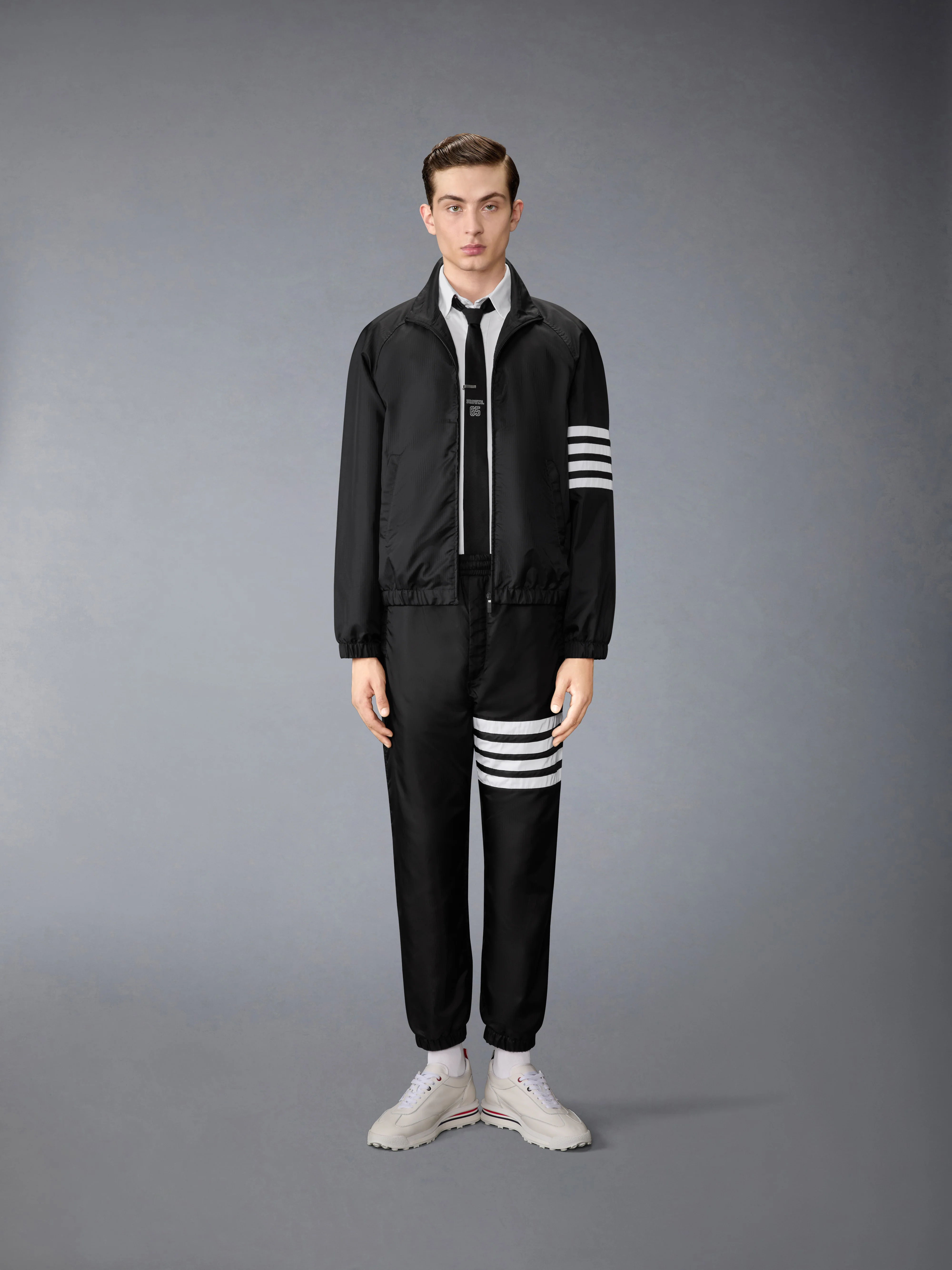 1625-shiny-ripstop-raglan-4-bar-track-jacket-6.webp SHINY RIPSTOP RAGLAN 4-BAR TRACK JACKET