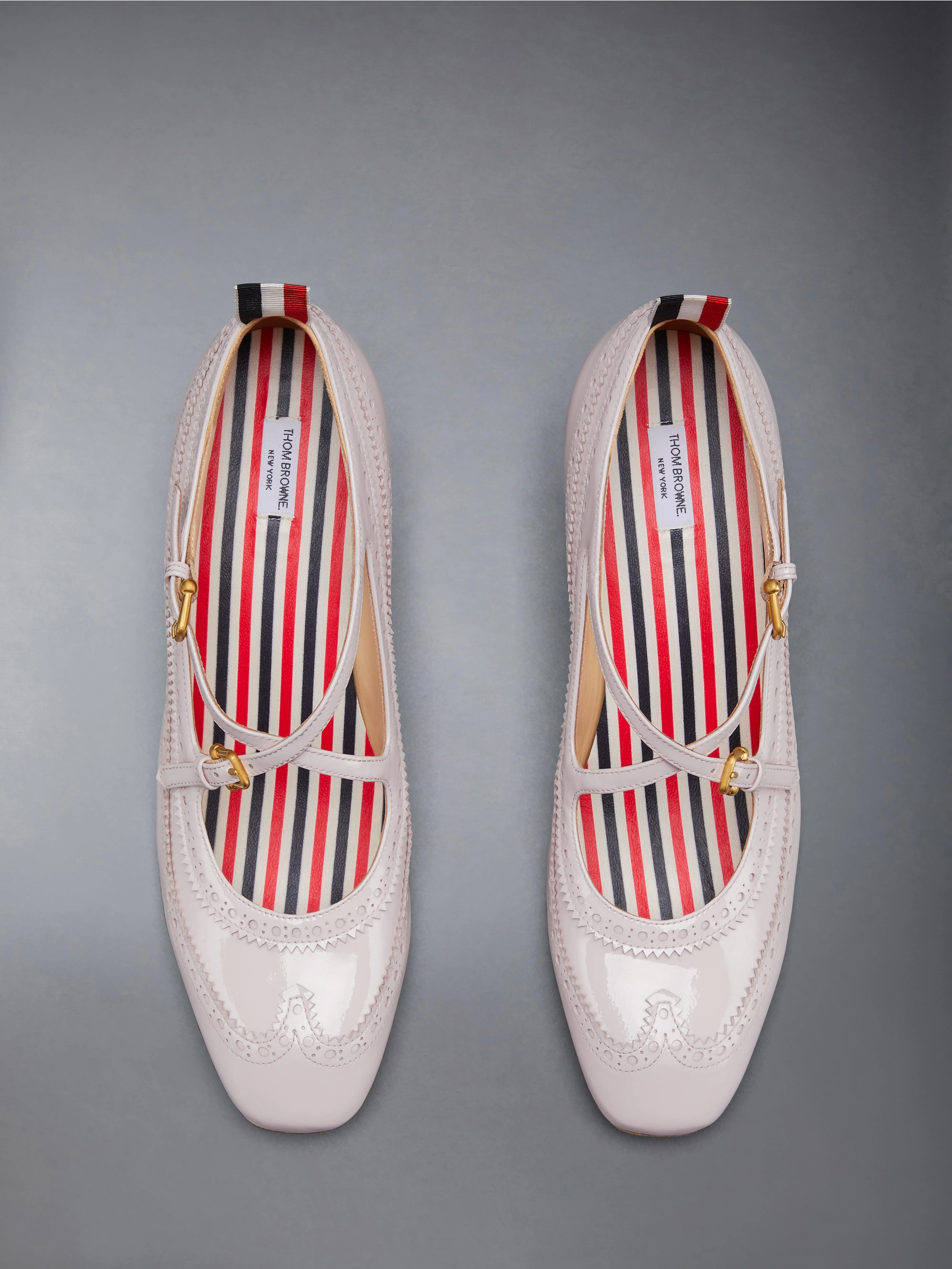 1710-soft-patent-leather-thom-john-40mm-block-heel-5.webp SOFT PATENT LEATHER THOM JOHN 40MM BLOCK HEEL