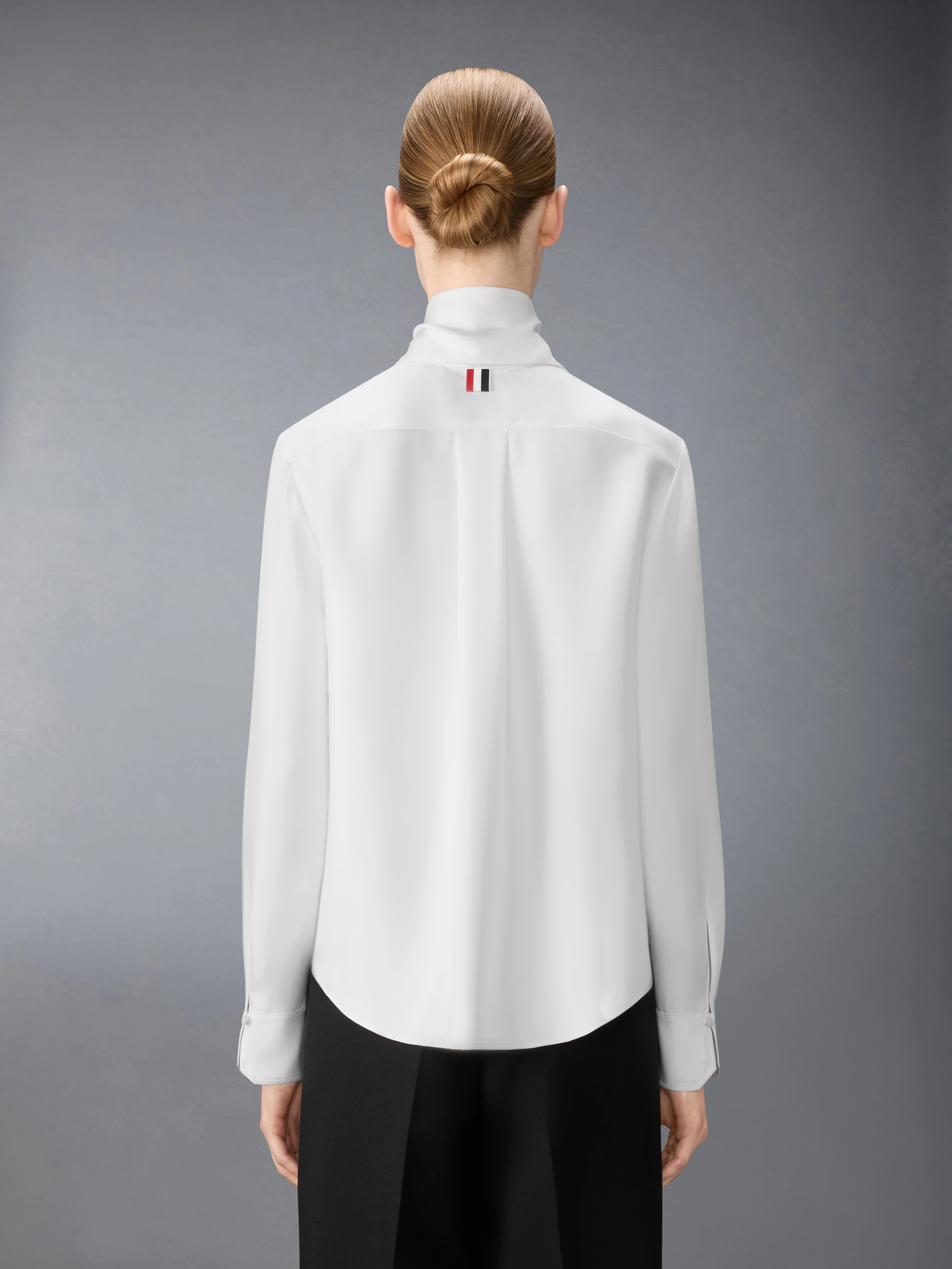 1888-solid-silk-twill-detachable-collar-shirt-6.webp SOLID SILK TWILL DETACHABLE COLLAR SHIRT