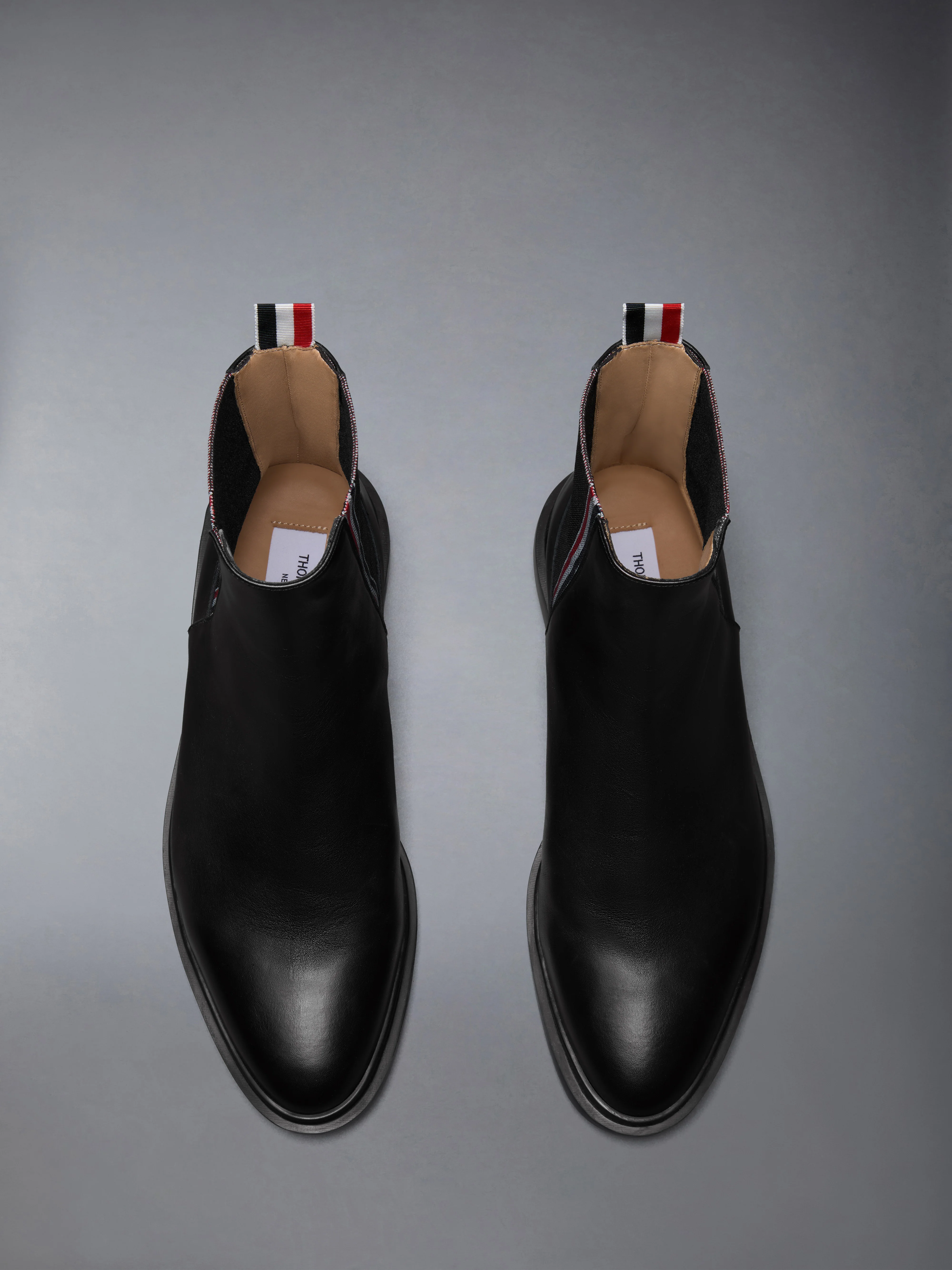 2080-vitello-calf-rwb-rubber-sole-chelsea-boot-5.webp VITELLO CALF RWB RUBBER SOLE CHELSEA BOOT