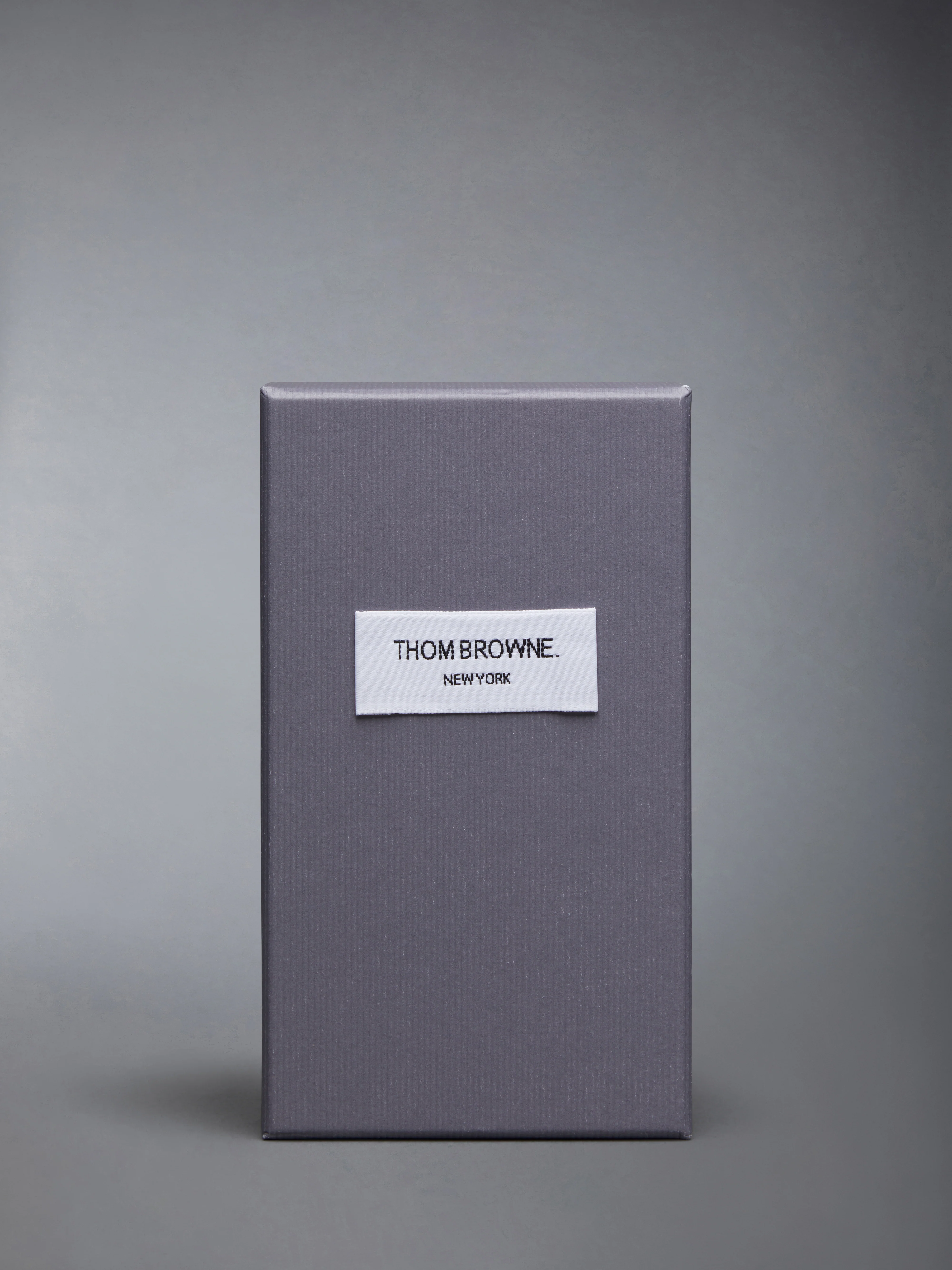 2259-09-27-65-01-vetyver-cucumber-eau-de-parfum-75ml-4.webp 09.27.65.01 VETYVER & CUCUMBER EAU DE PARFUM 75ML