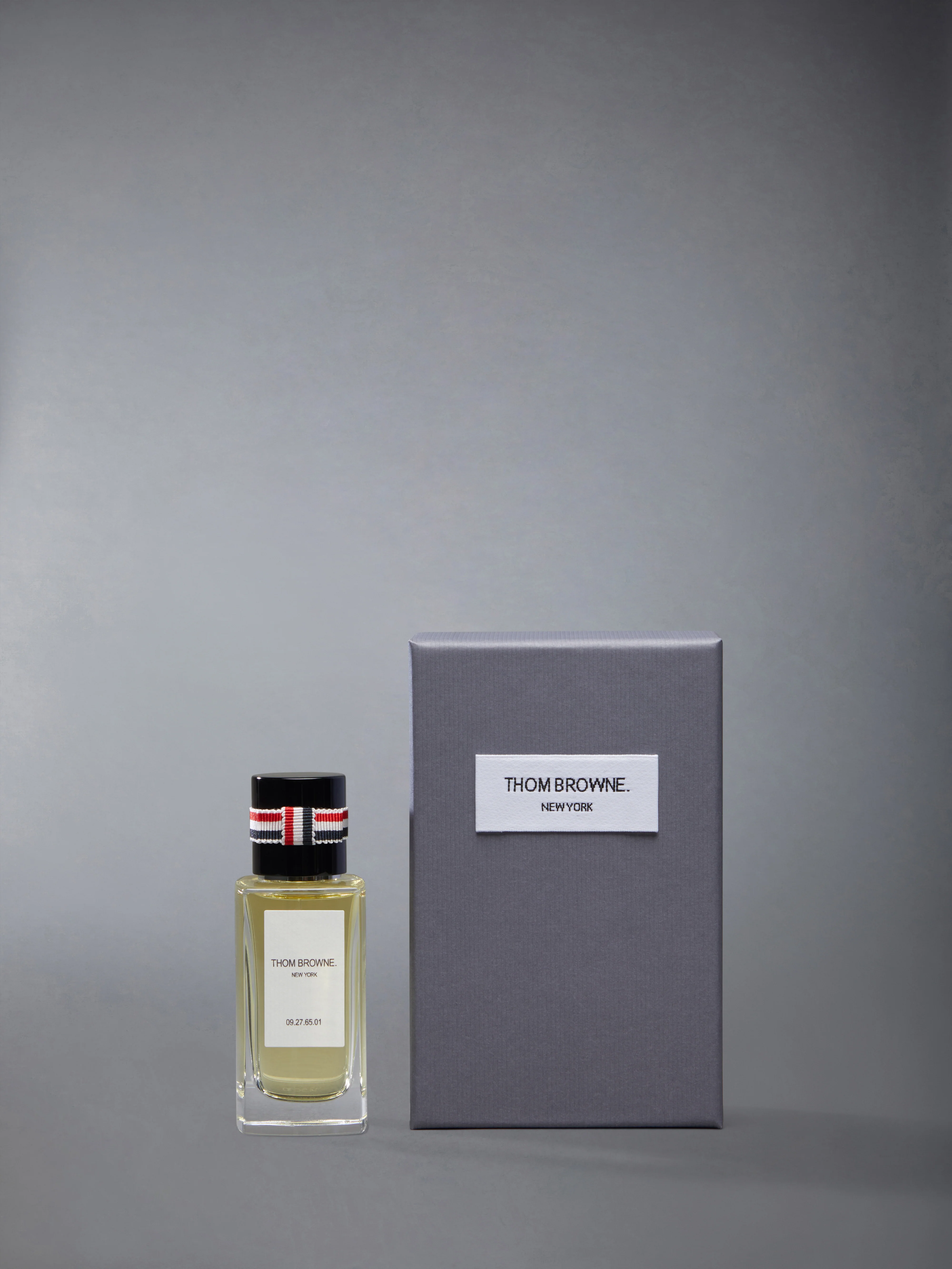 2260-09-27-65-01-vetyver-cucumber-eau-du-parfum-40ml-3.webp 09.27.65.01 Vetyver & Cucumber Eau Du Parfum 40ml