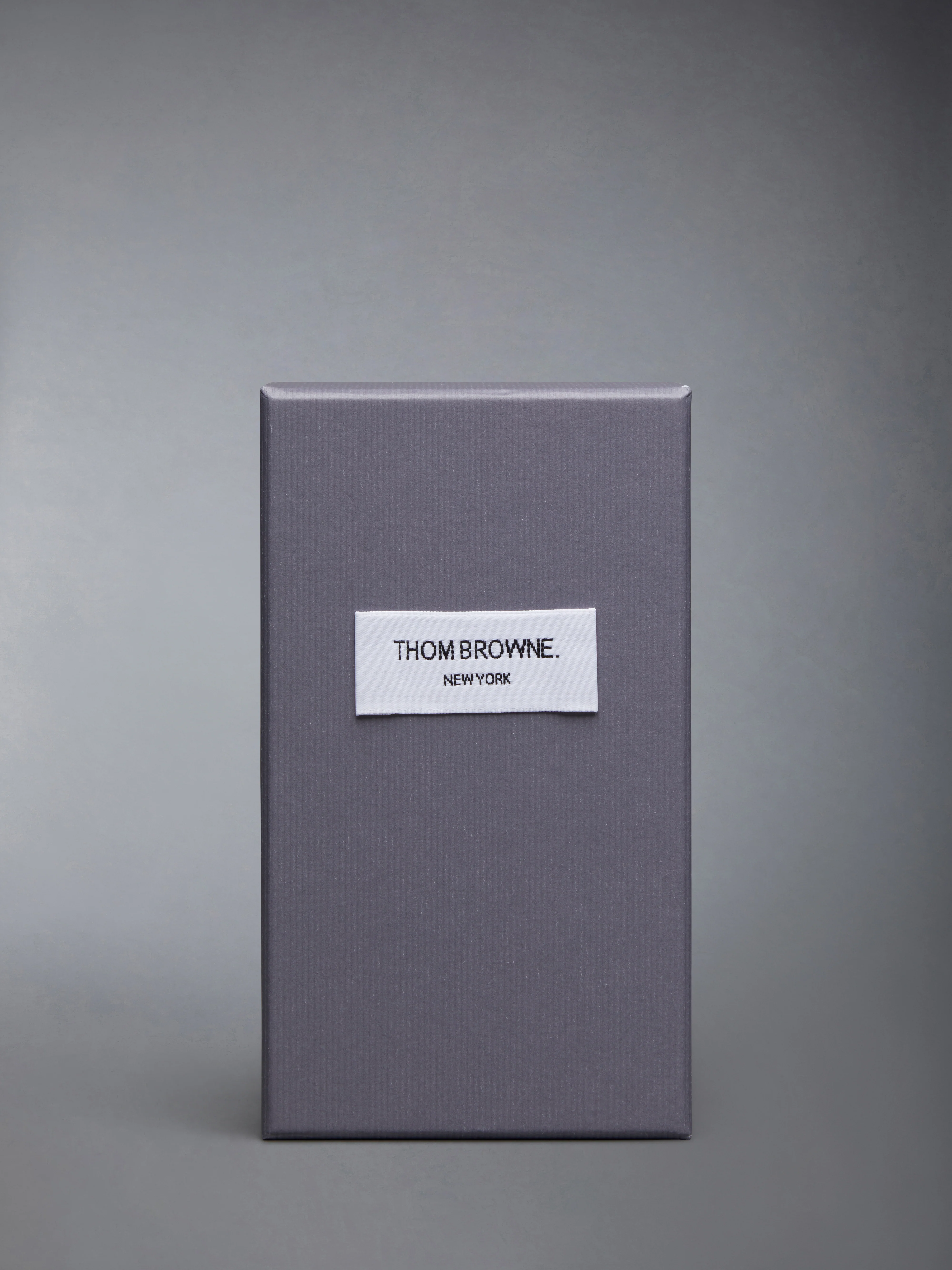 2263-09-27-65-02-vetyver-grapefruit-eau-de-parfum-75ml-4.webp 09.27.65.02 VETYVER & GRAPEFRUIT EAU DE PARFUM 75ML