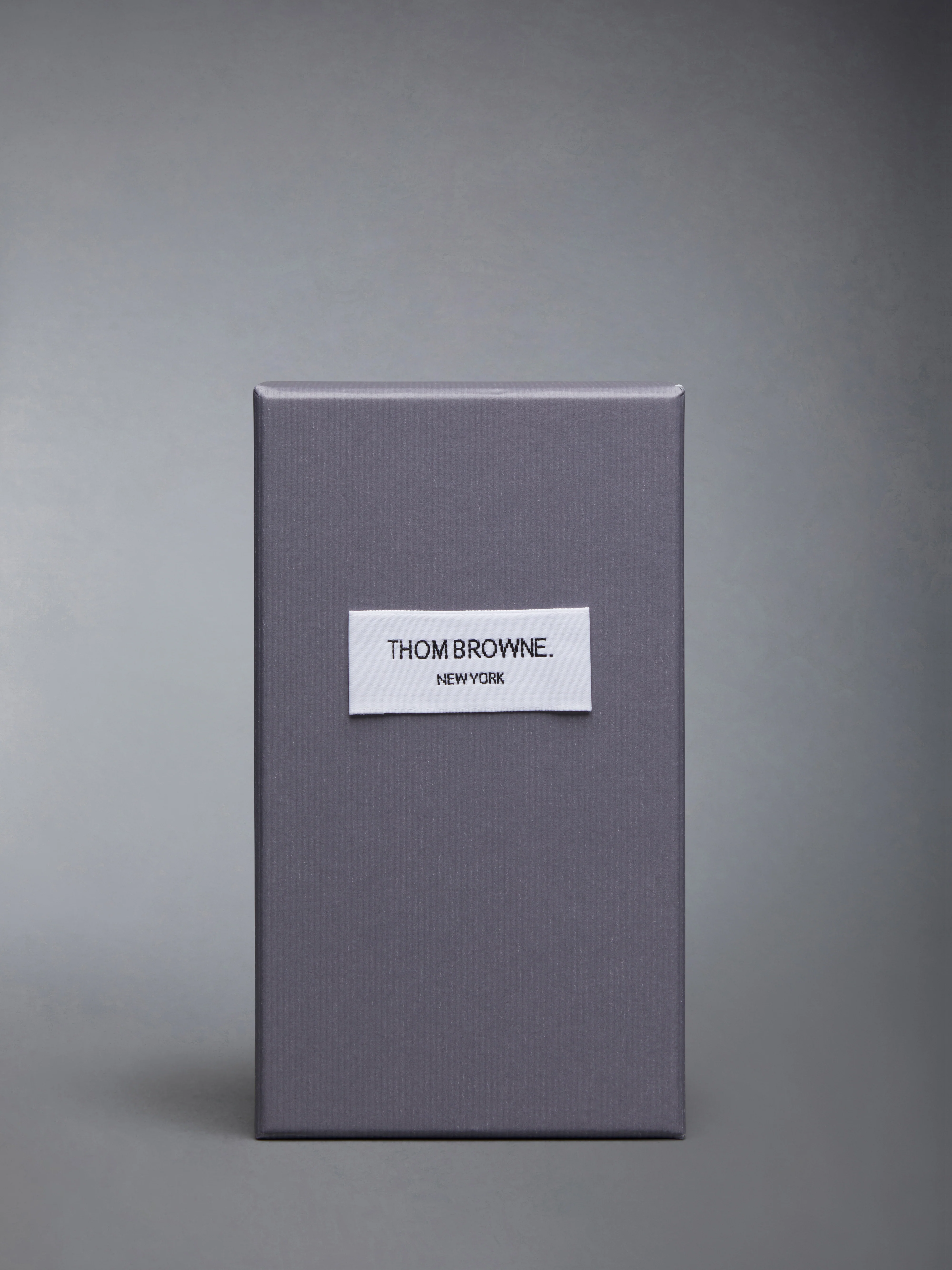 2272-09-27-65-05-vetyver-smoke-eau-de-parfum-75ml-3.webp 09.27.65.05 VETYVER & SMOKE EAU DE PARFUM 75ML