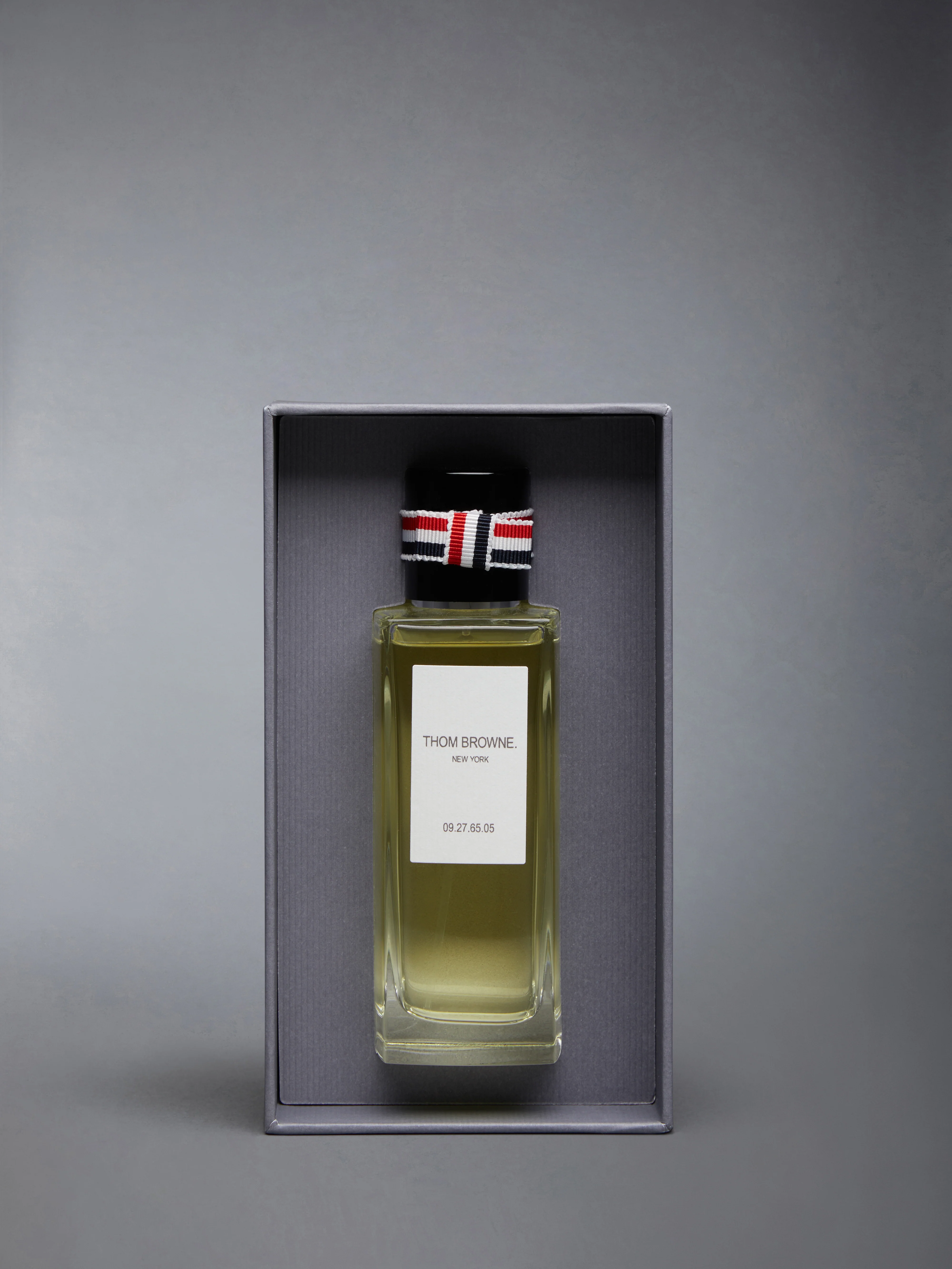 2272-09-27-65-05-vetyver-smoke-eau-de-parfum-75ml-4.webp 09.27.65.05 VETYVER & SMOKE EAU DE PARFUM 75ML