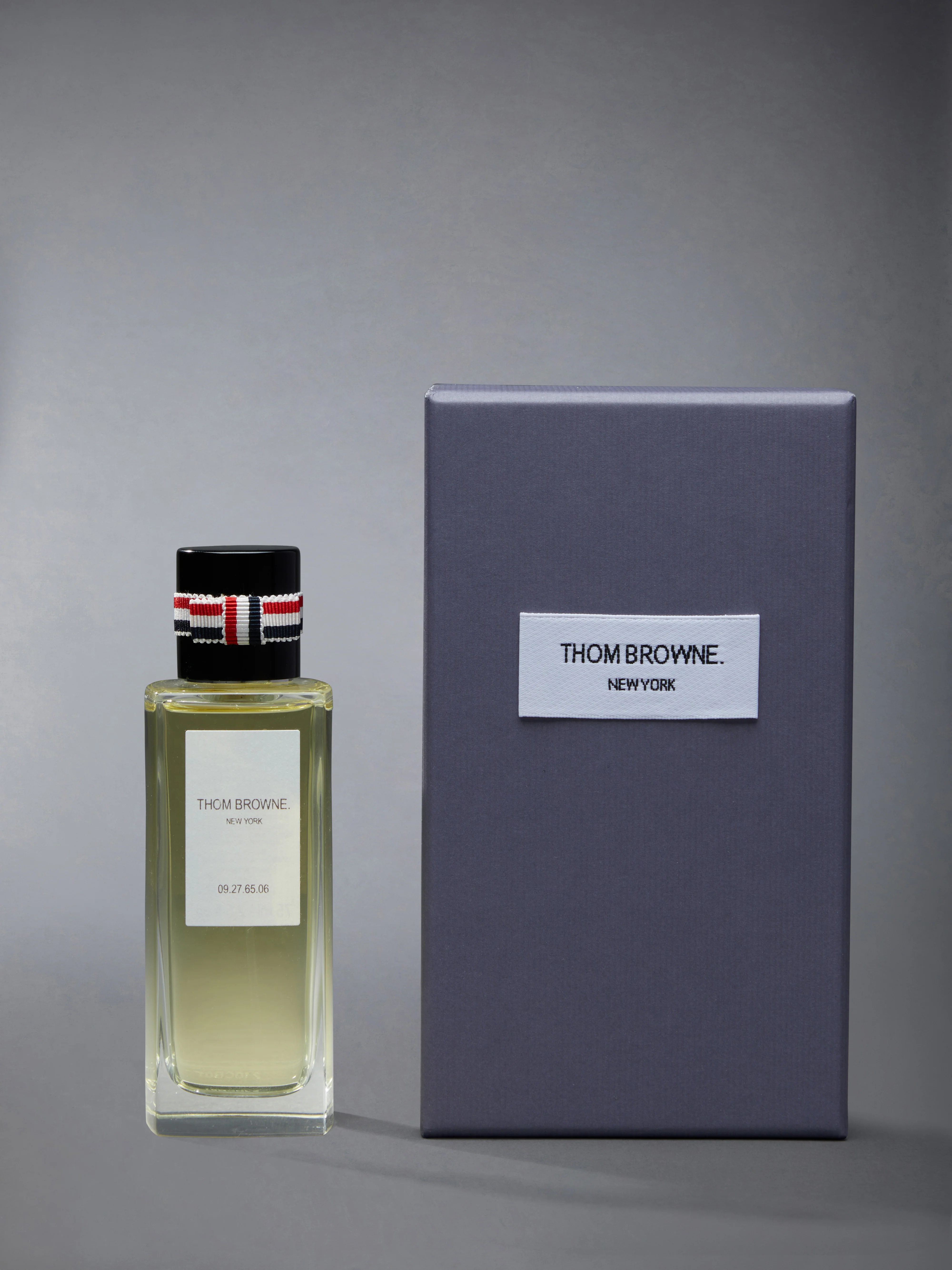 2274-09-27-65-07-vetyver-and-ros-eau-de-parfum-75ml-3.webp 09.27.65.07 VETYVER AND ROSÉ EAU DE PARFUM 75ML