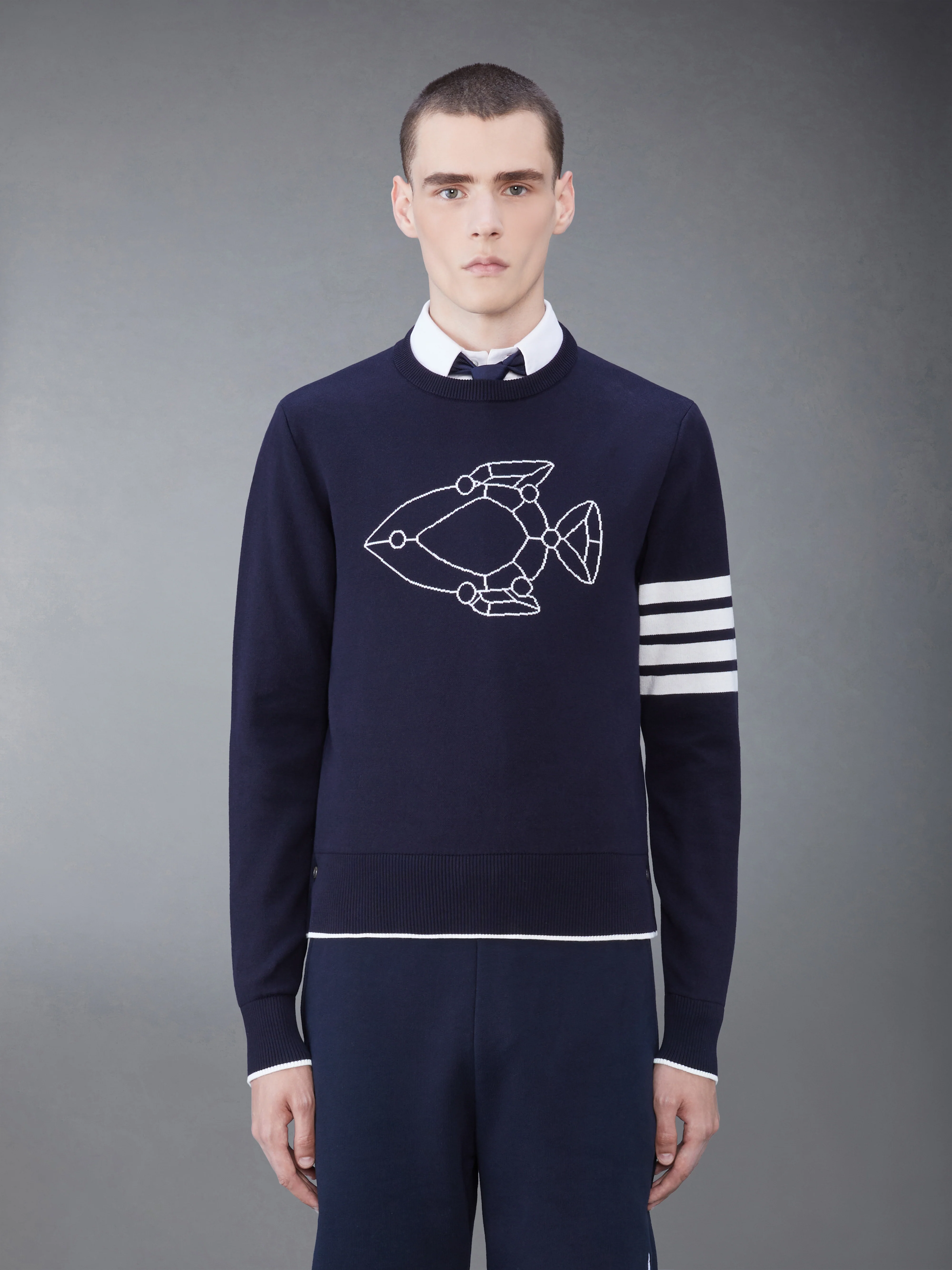 4-BAR FISH ICON CREW NECK PULLOVER