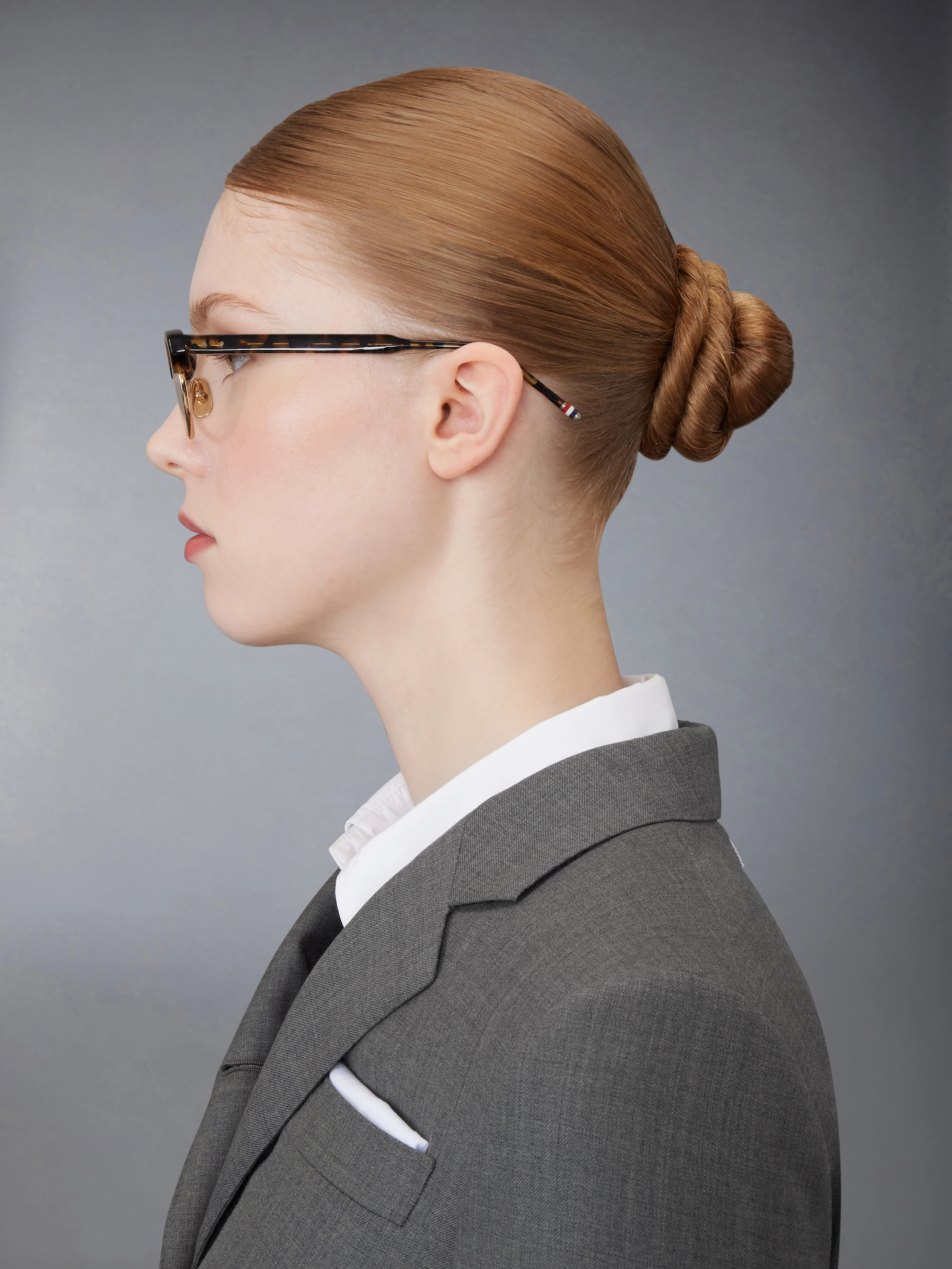 2347-acetate-and-titanium-oval-eyeglasses-4.webp ACETATE AND TITANIUM OVAL EYEGLASSES