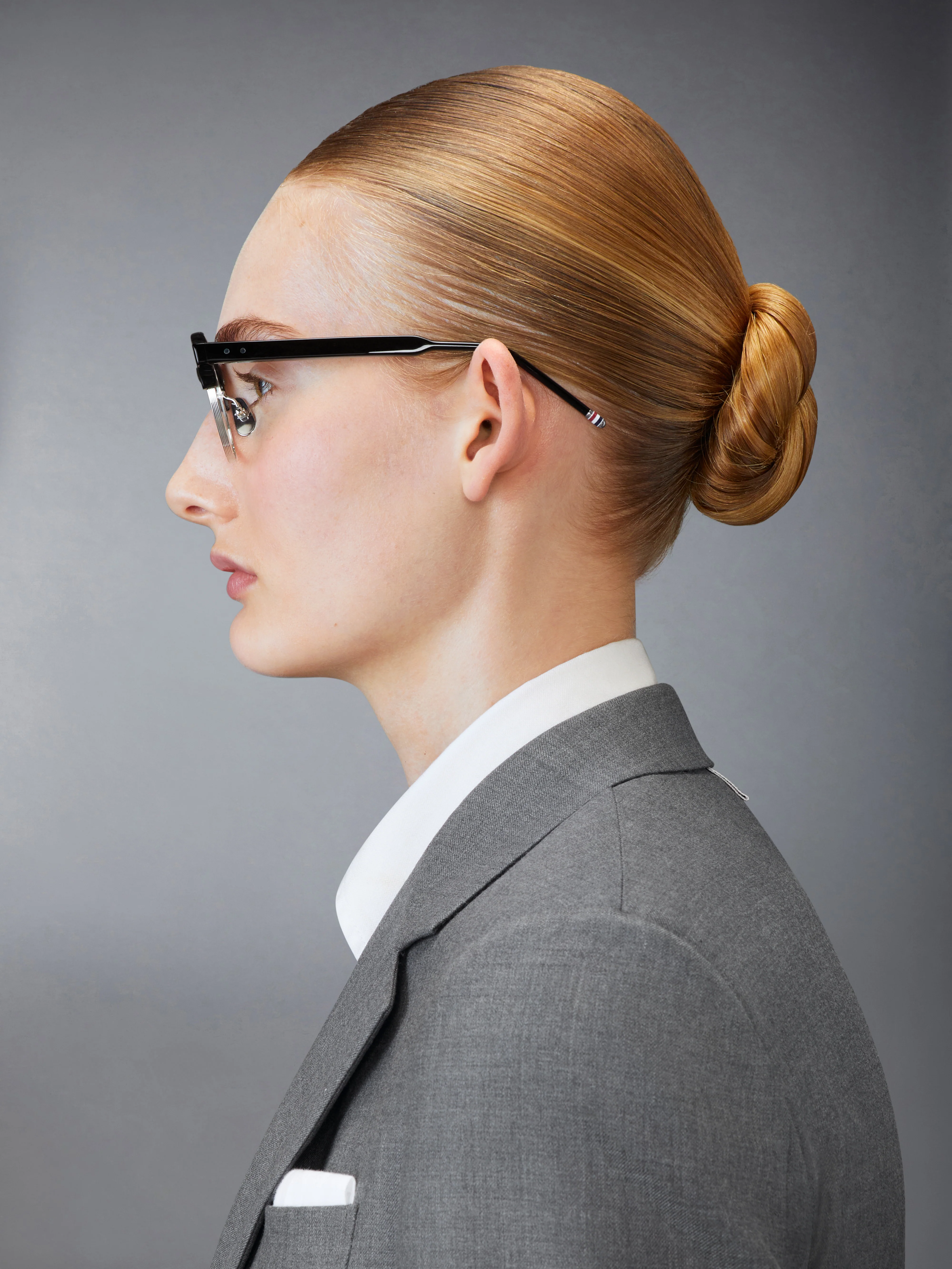 2348-acetate-and-titanium-oval-eyeglasses-5.webp ACETATE AND TITANIUM OVAL EYEGLASSES