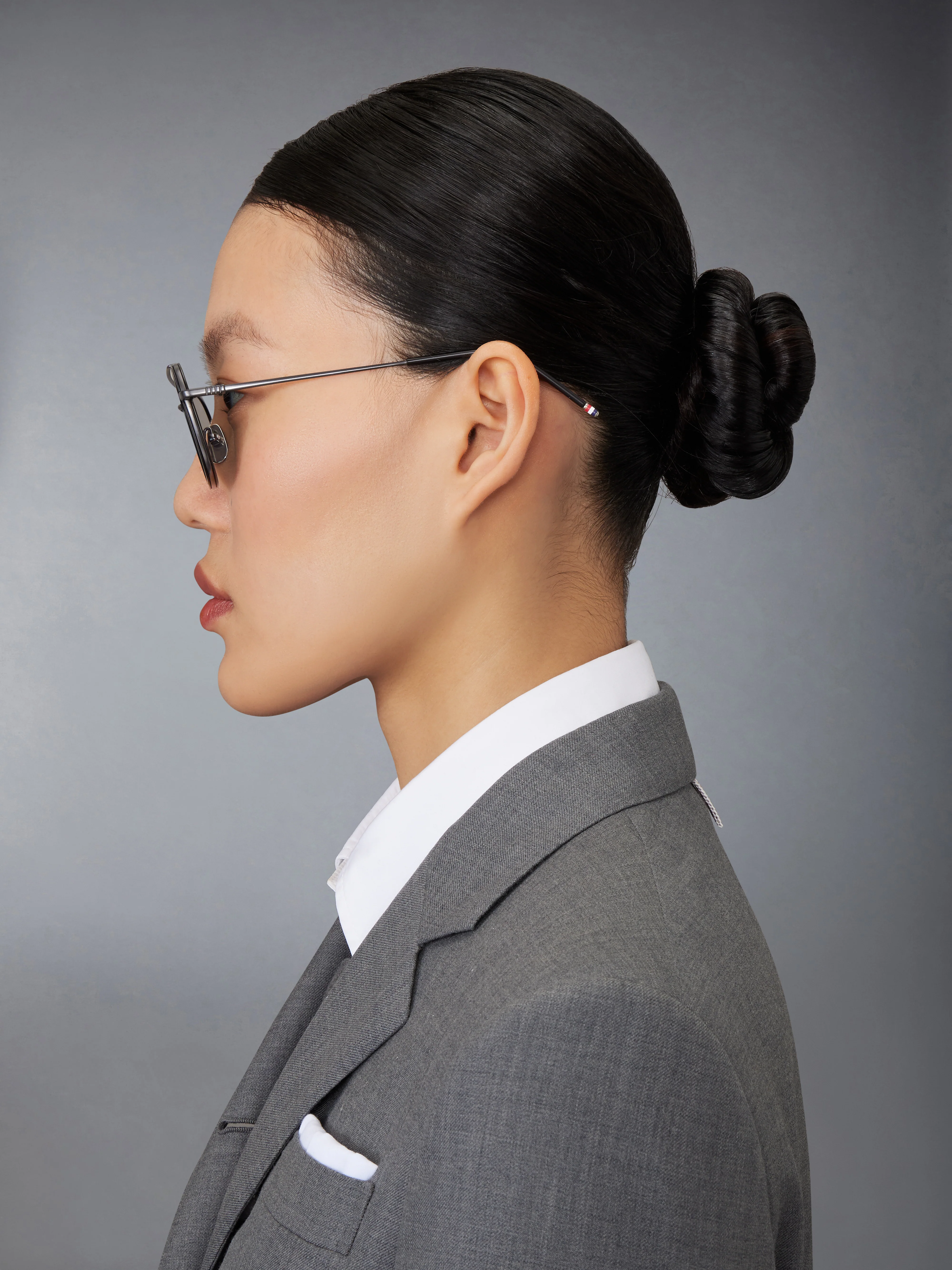 2352-acetate-and-titanium-rectangular-aviator-sunglasses-4.webp ACETATE AND TITANIUM RECTANGULAR AVIATOR SUNGLASSES