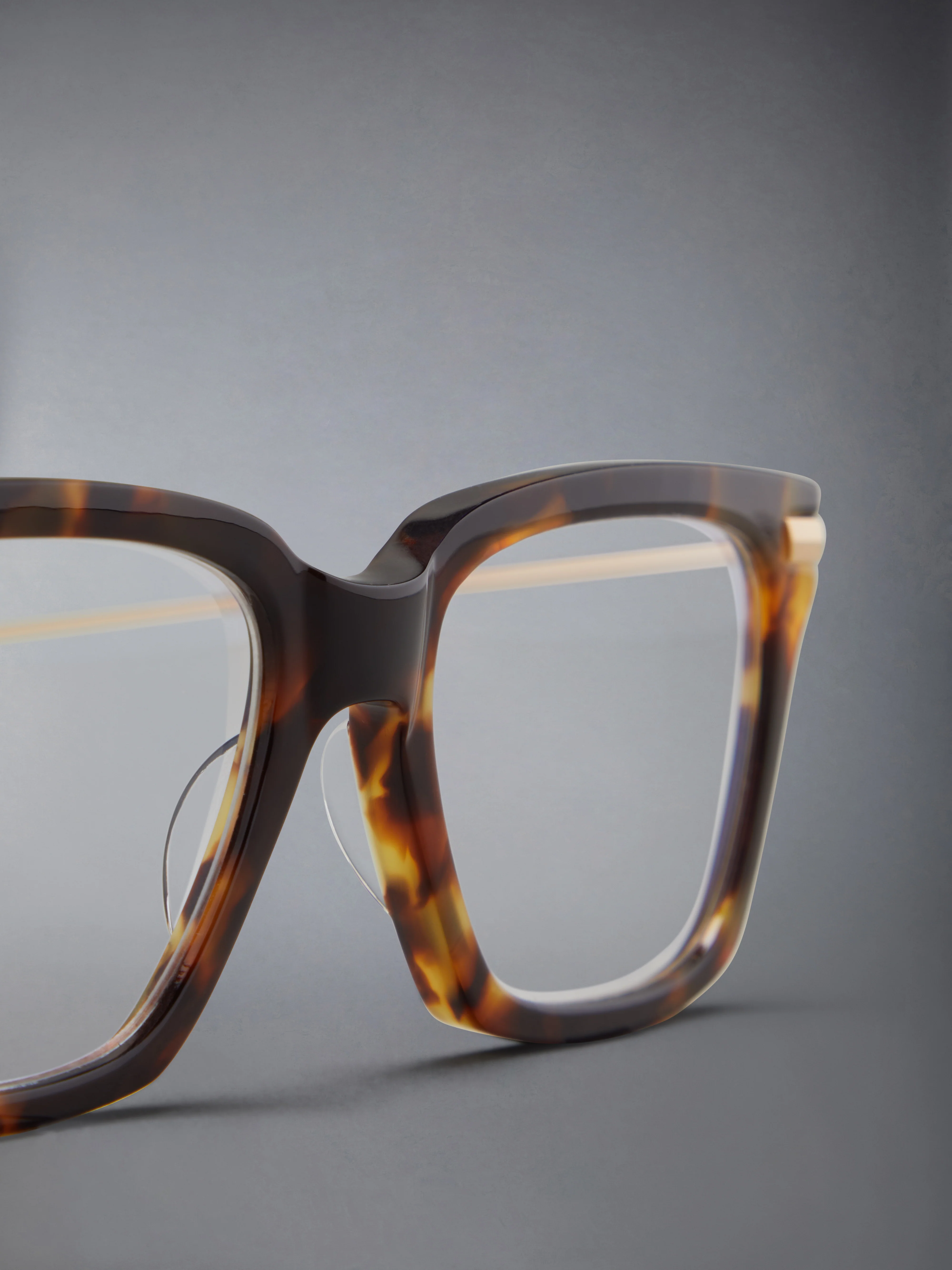 2353-acetate-and-titanium-rectangular-eyeglasses-7.webp ACETATE AND TITANIUM RECTANGULAR EYEGLASSES