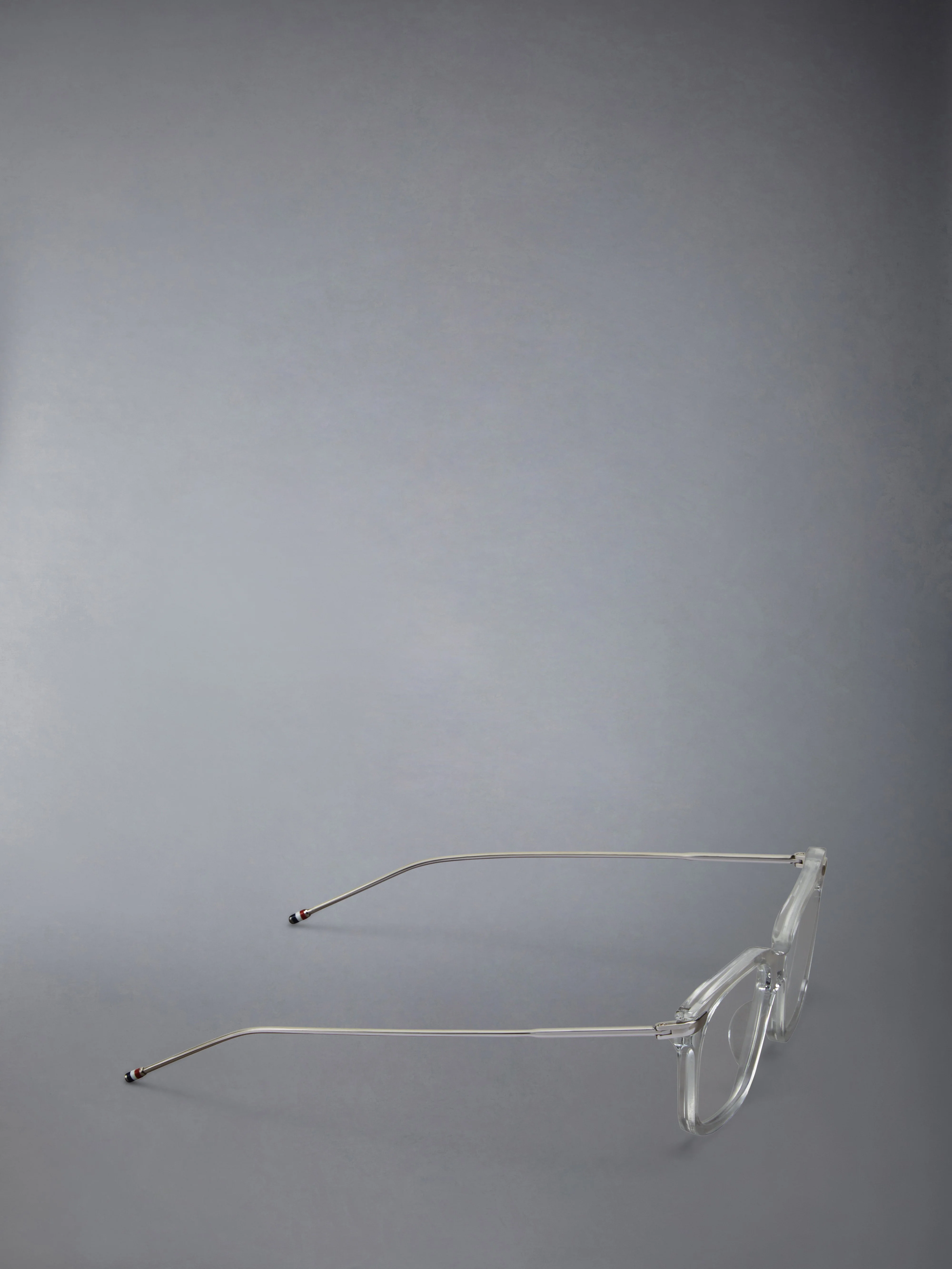 2356-acetate-and-titanium-rectangular-eyeglasses-6.webp ACETATE AND TITANIUM RECTANGULAR EYEGLASSES