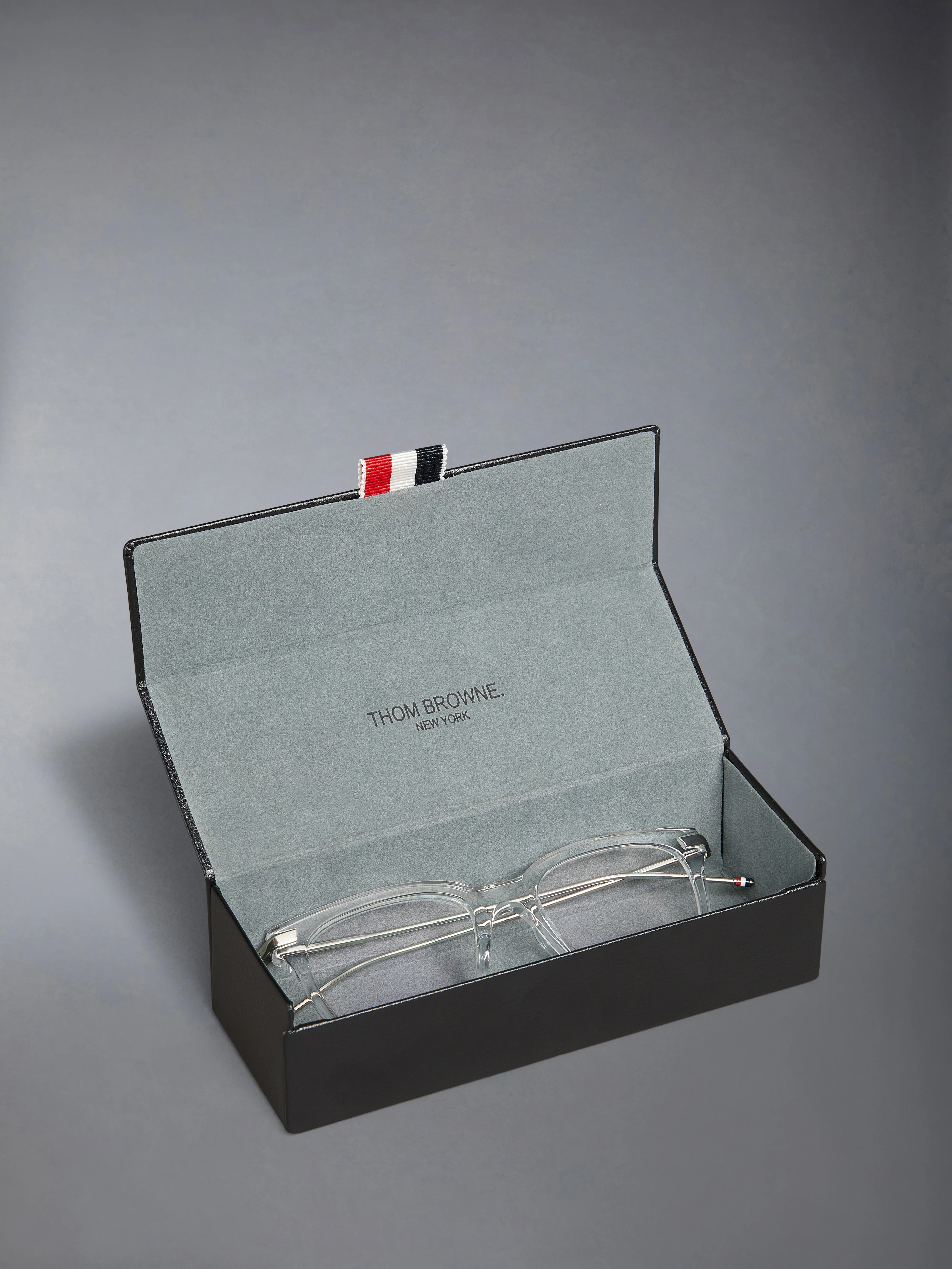 2356-acetate-and-titanium-rectangular-eyeglasses-8.webp ACETATE AND TITANIUM RECTANGULAR EYEGLASSES