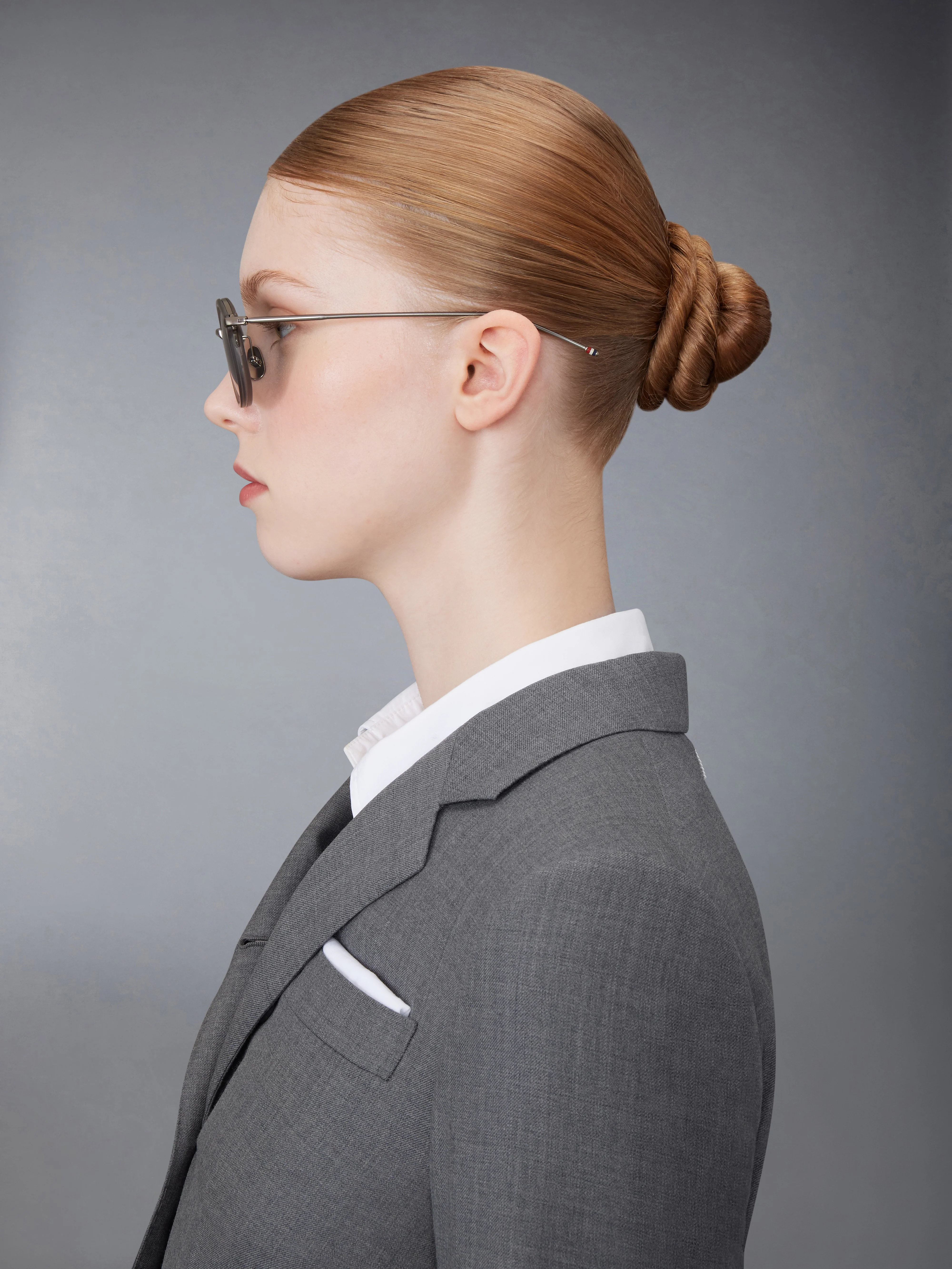 2394-acetate-and-titanium-round-sunglasses-4.webp ACETATE AND TITANIUM ROUND SUNGLASSES