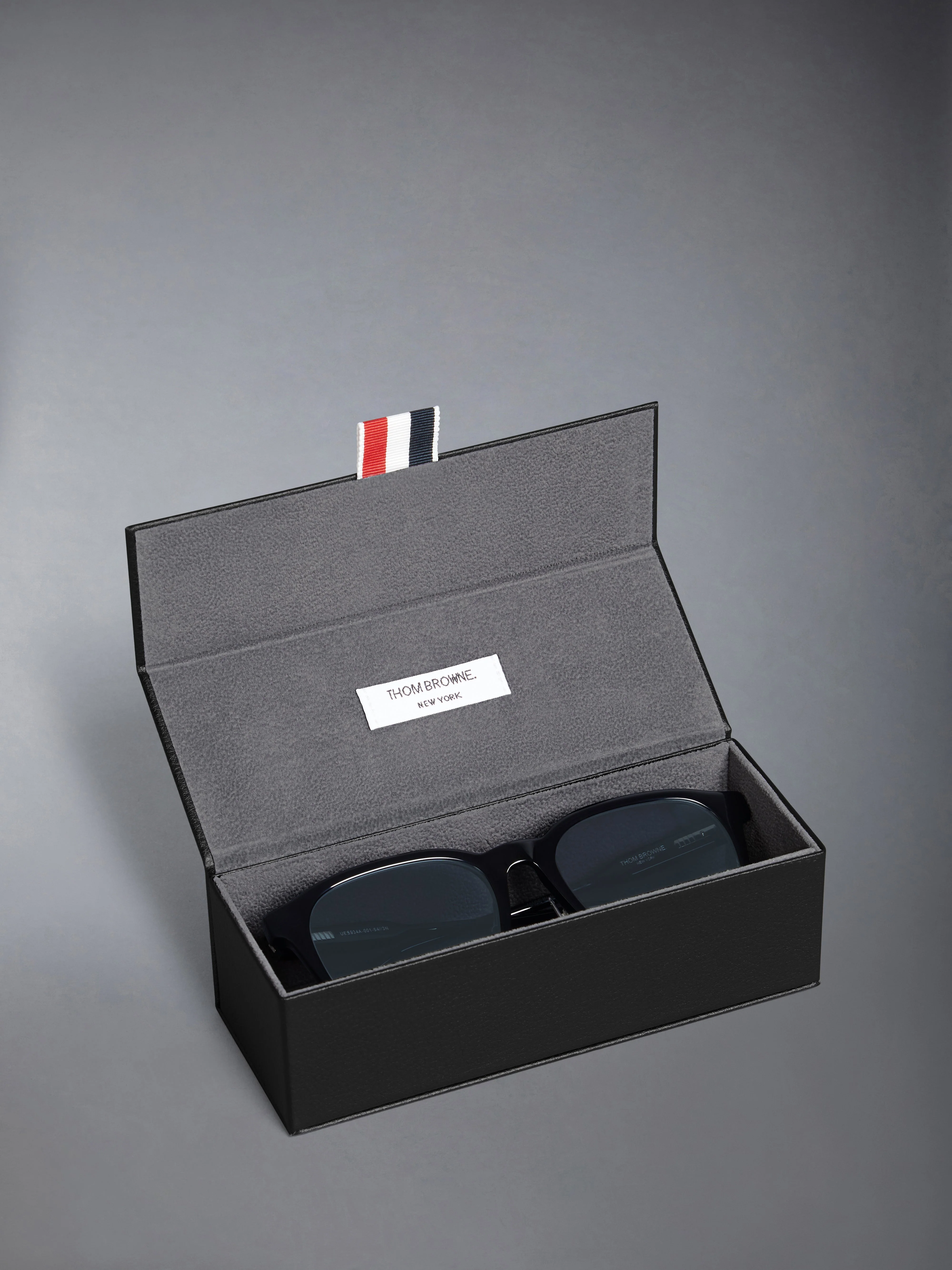 2433-acetate-rectangular-sunglasses-4.webp ACETATE RECTANGULAR SUNGLASSES