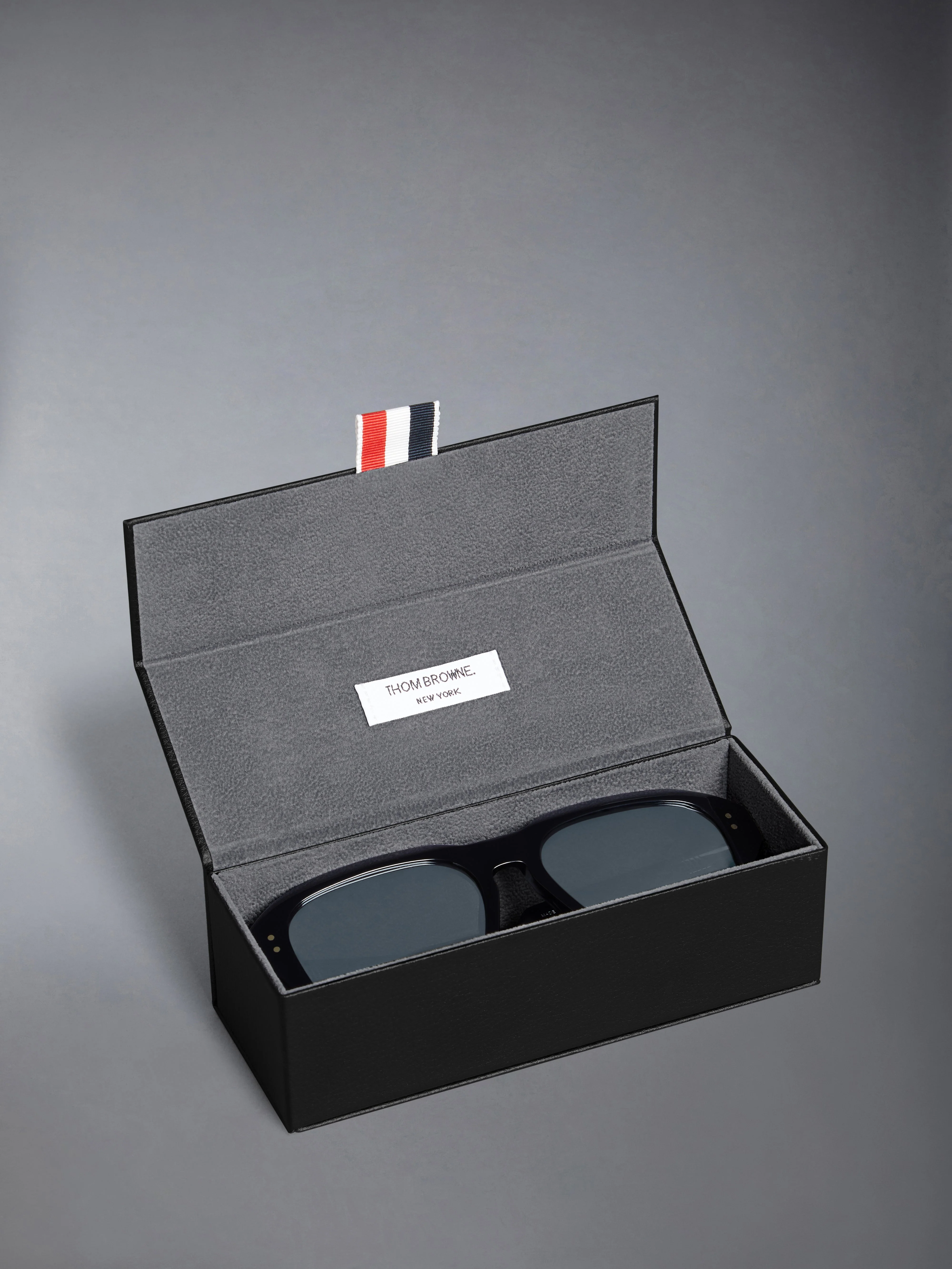 2461-acetate-square-sunglasses-4.webp ACETATE SQUARE SUNGLASSES